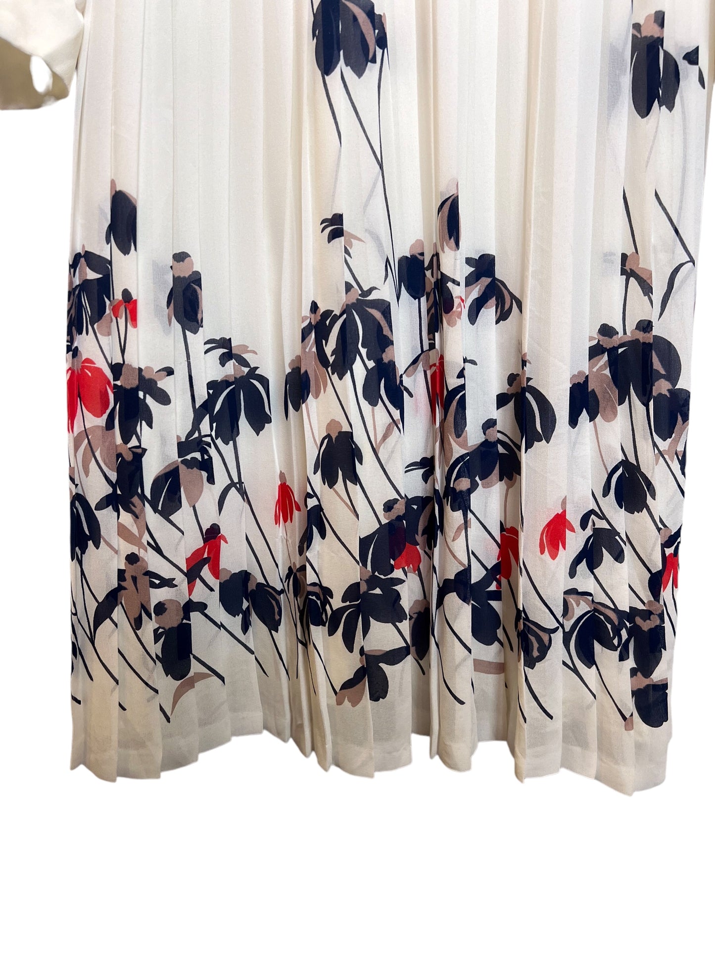 Geraldine White Floral Dress size S/M