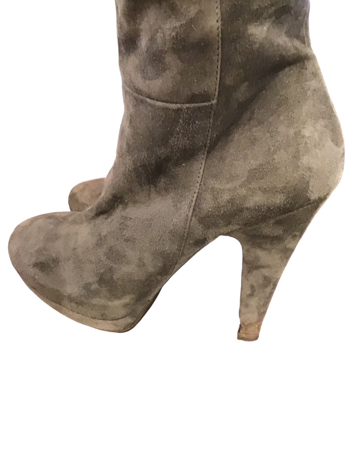 Grey suede heeled boots (UK size 5