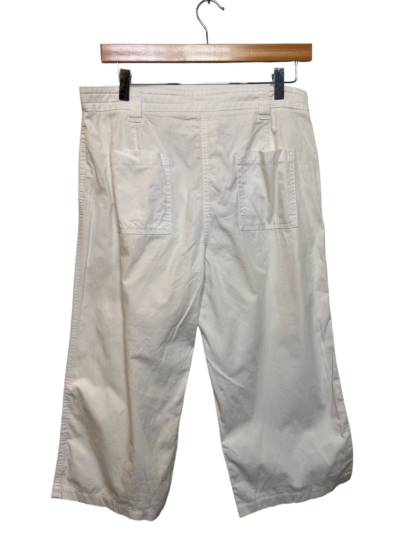 Women’s White Shorts (31")