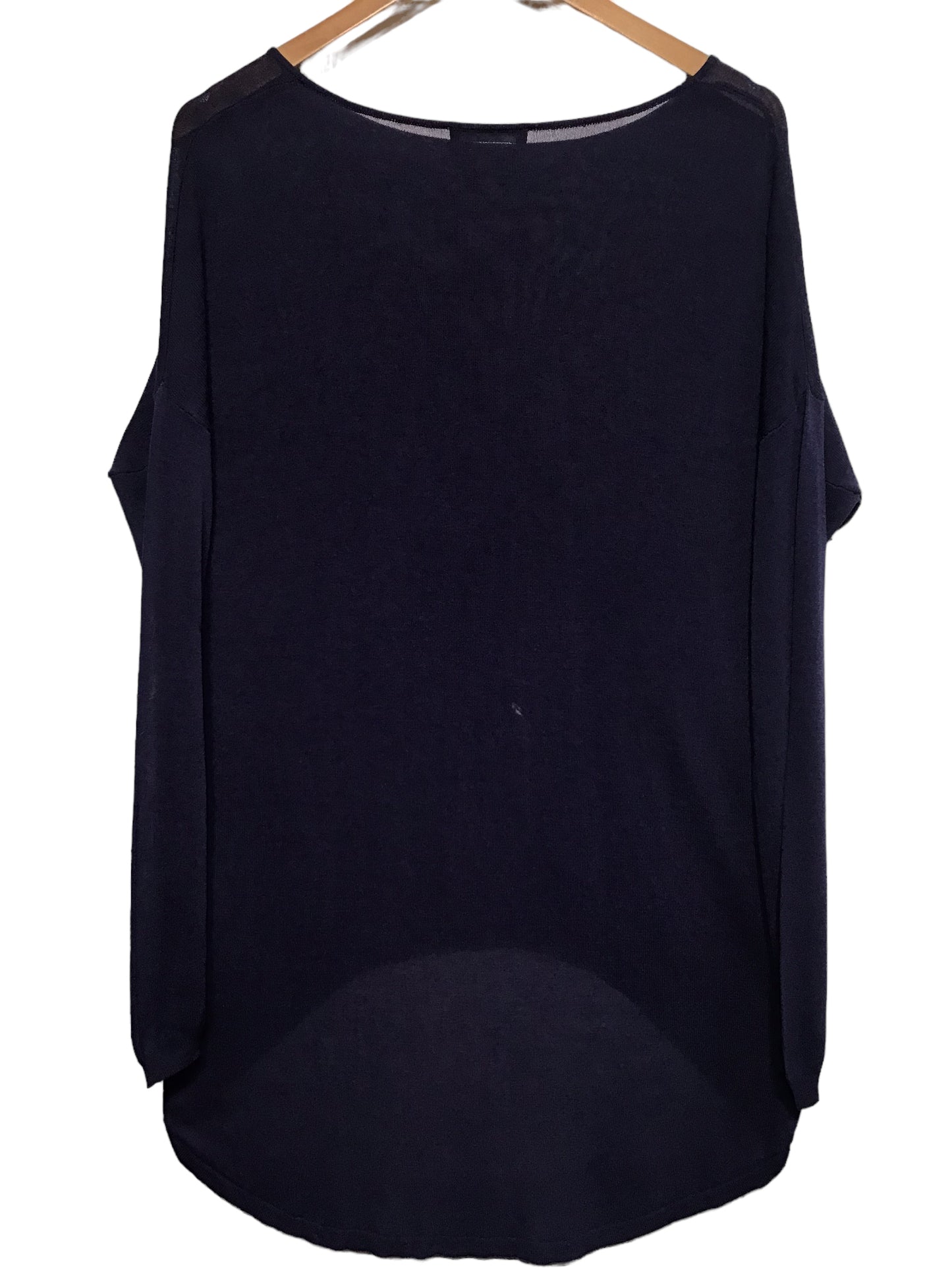 Women’s Long Sleeved Top (Size XL)