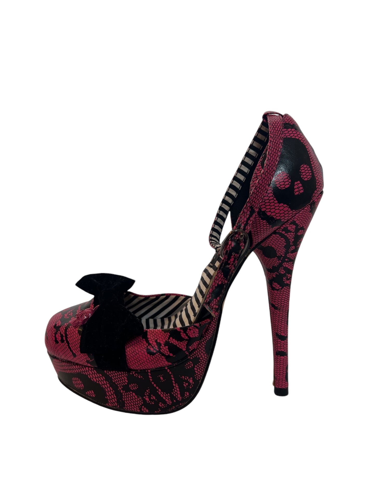 From List Pink Skull Heels (Size 4)