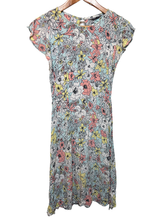 Woman’s Floral Pattern Summer Dress (Size M)