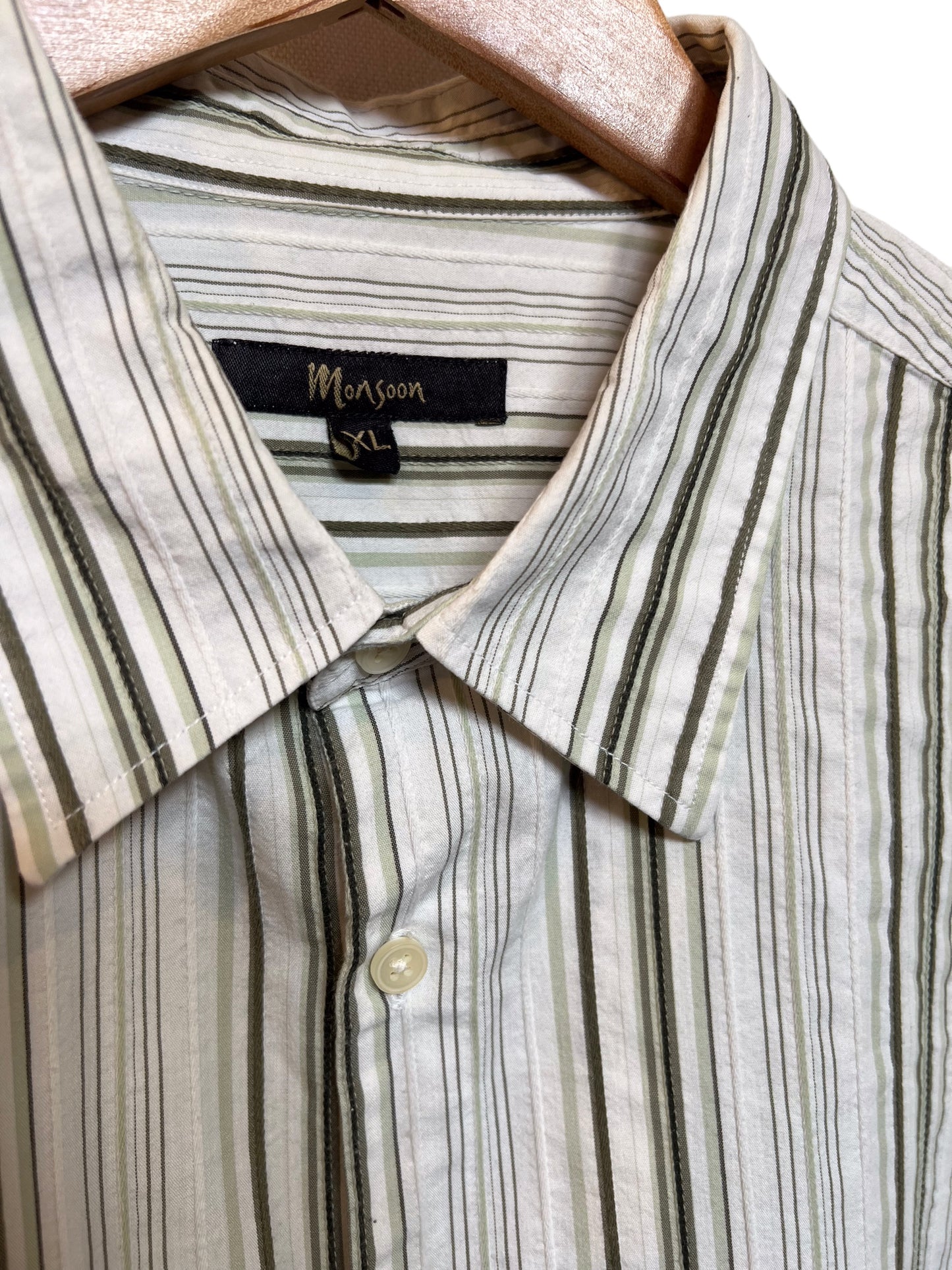 Men’s Formal Long Sleeve Shirt (Size XL)