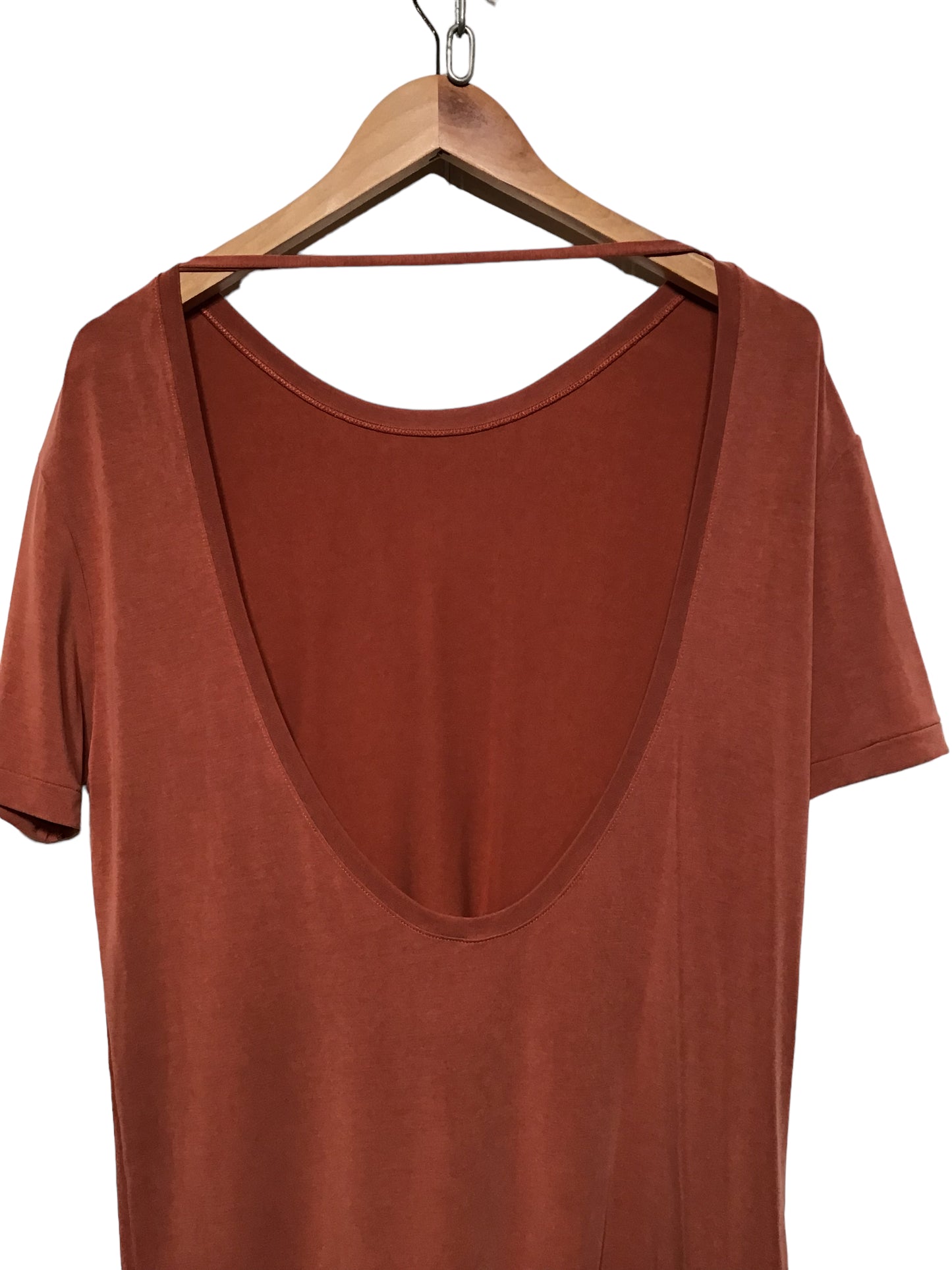 Women’s Backless Top (Size L)