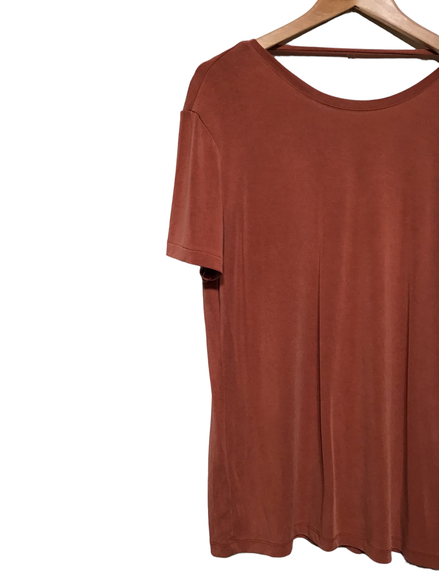 Women’s Backless Top (Size L)