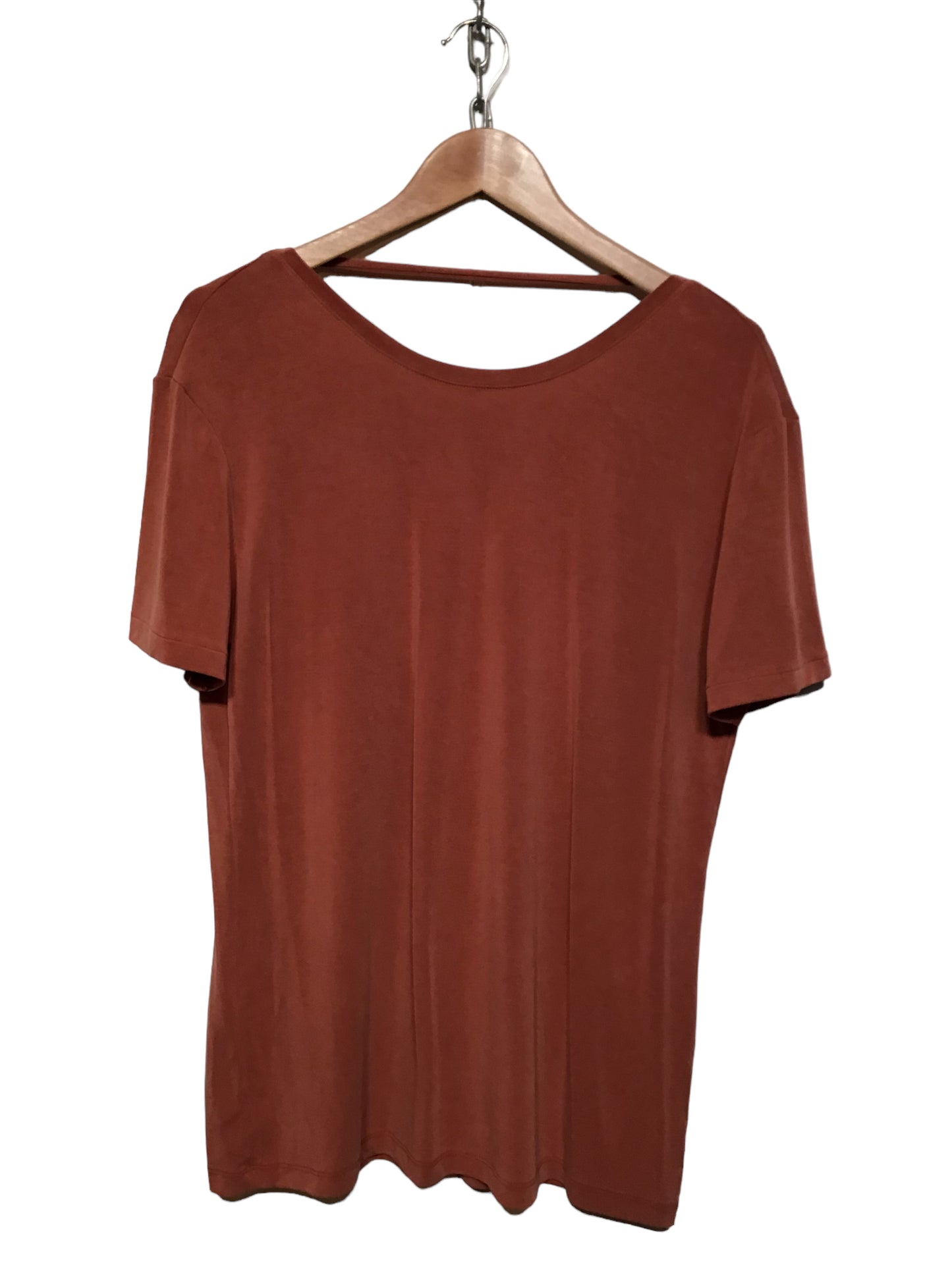 Women’s Backless Top (Size L)