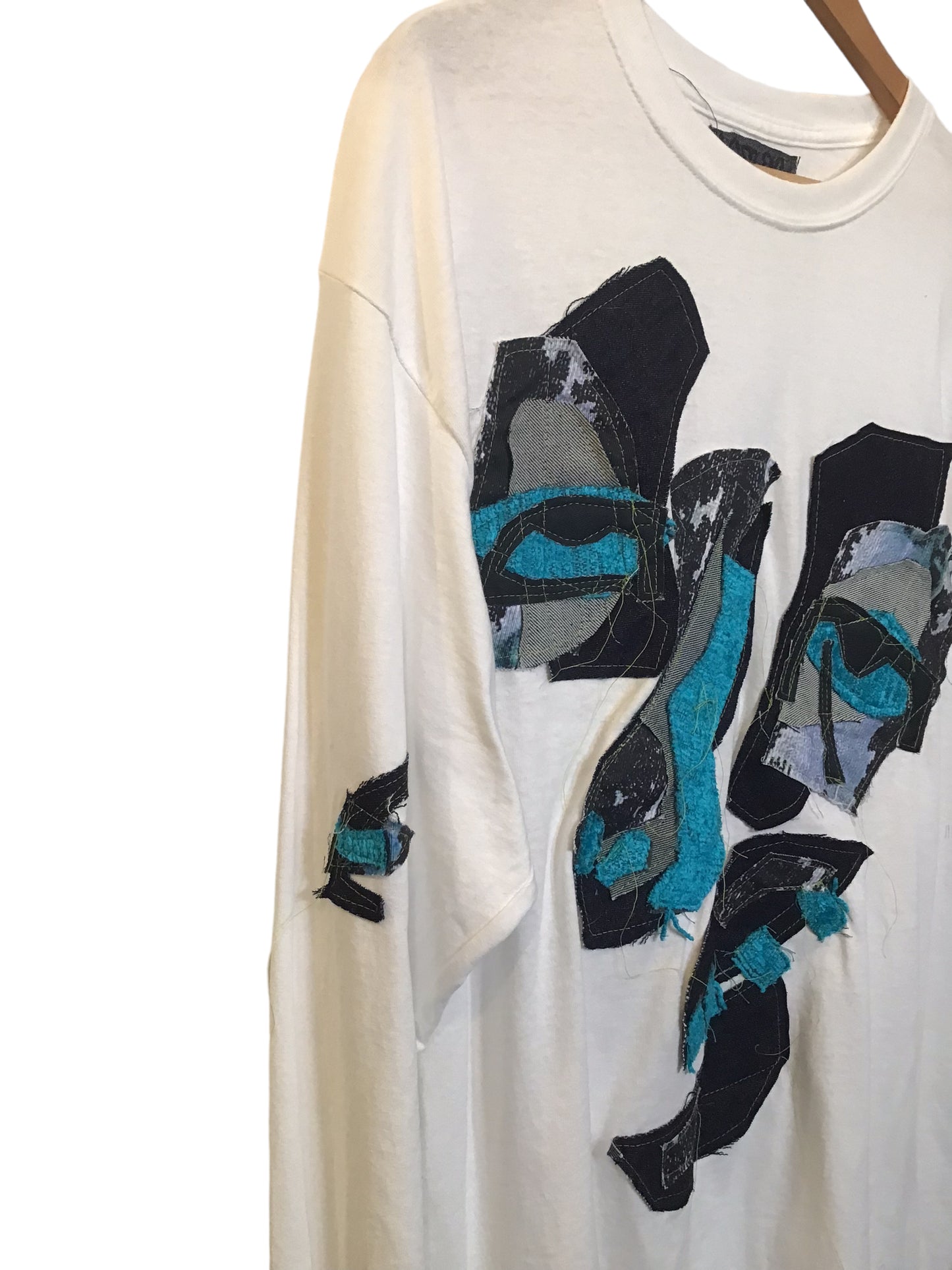 White Long Sleeved Top with Graphics (Size XXL)