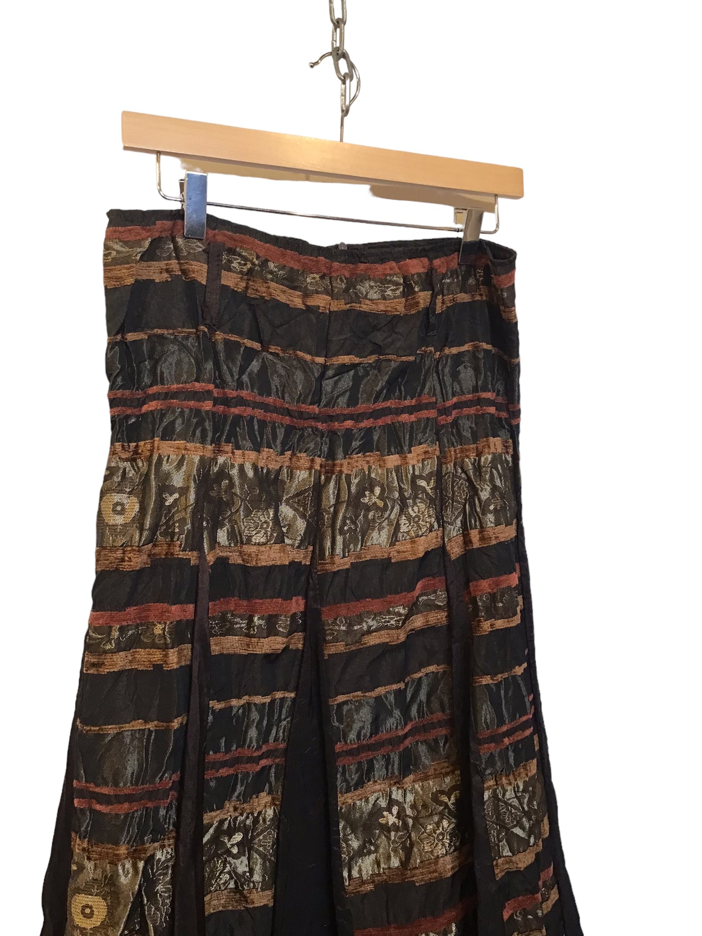 Patterned Skirt (Size L)