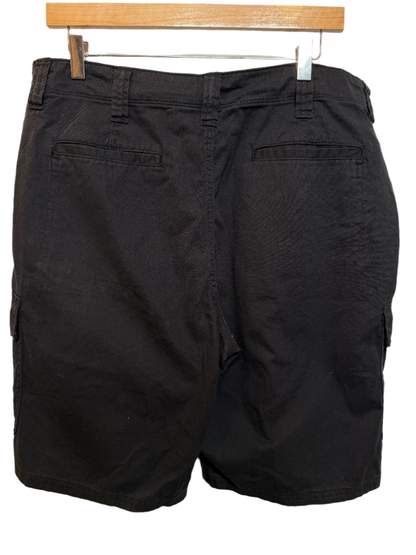 Wrangler Men’s Black Cargo Shorts (Size XL)