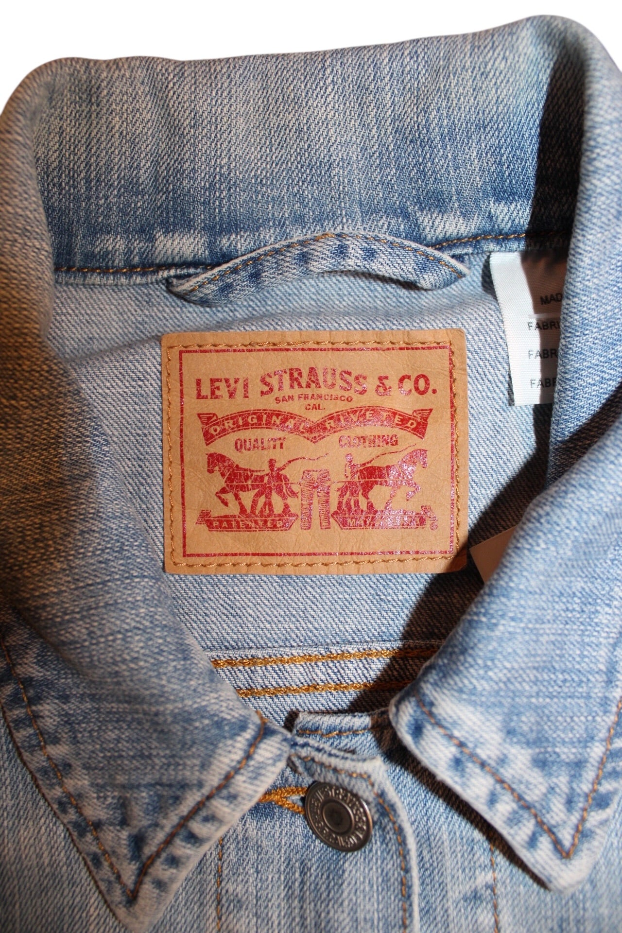 Levi Denim Jacket (Size L)