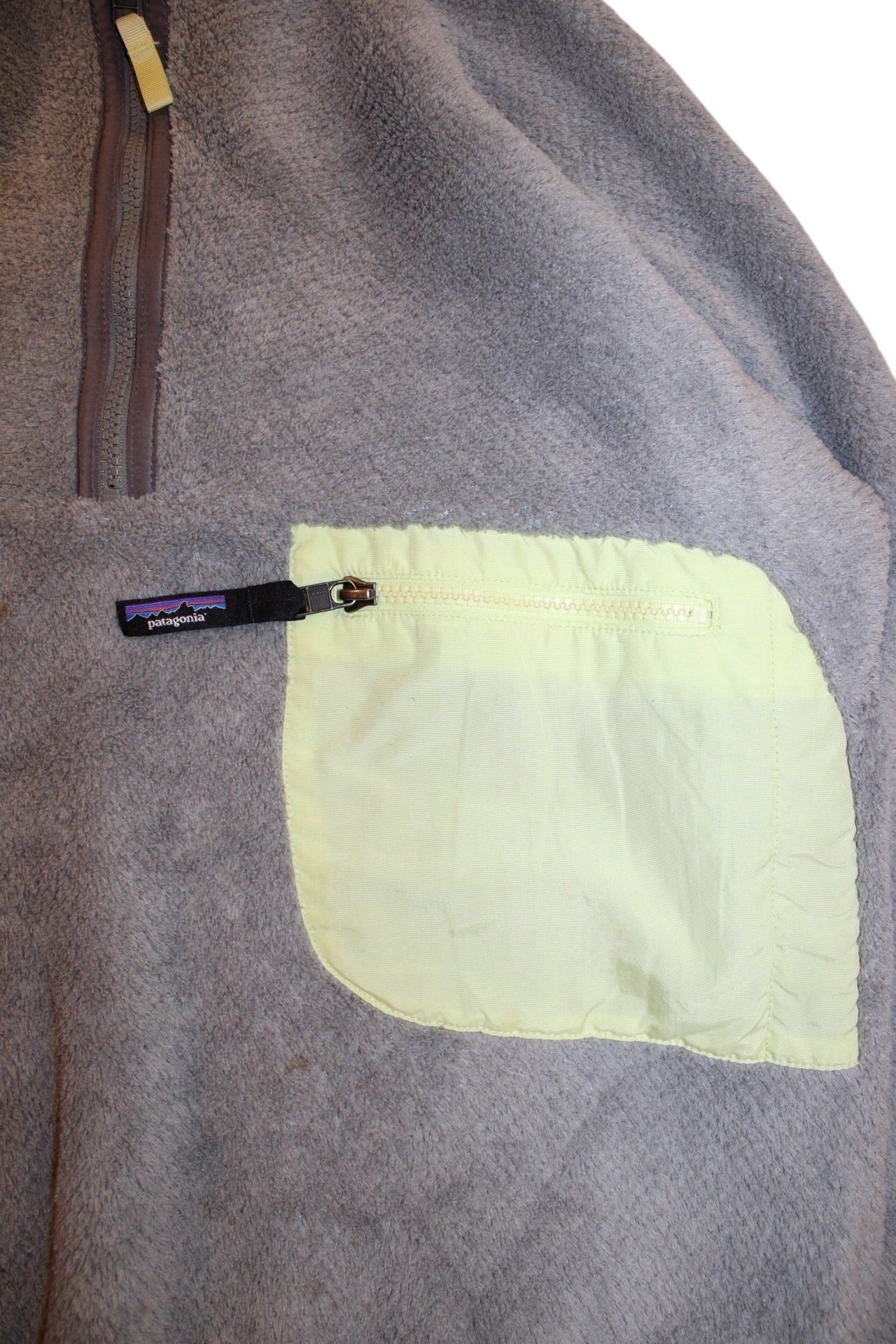 Patagonia Quarter Zip Fleece (Size M)