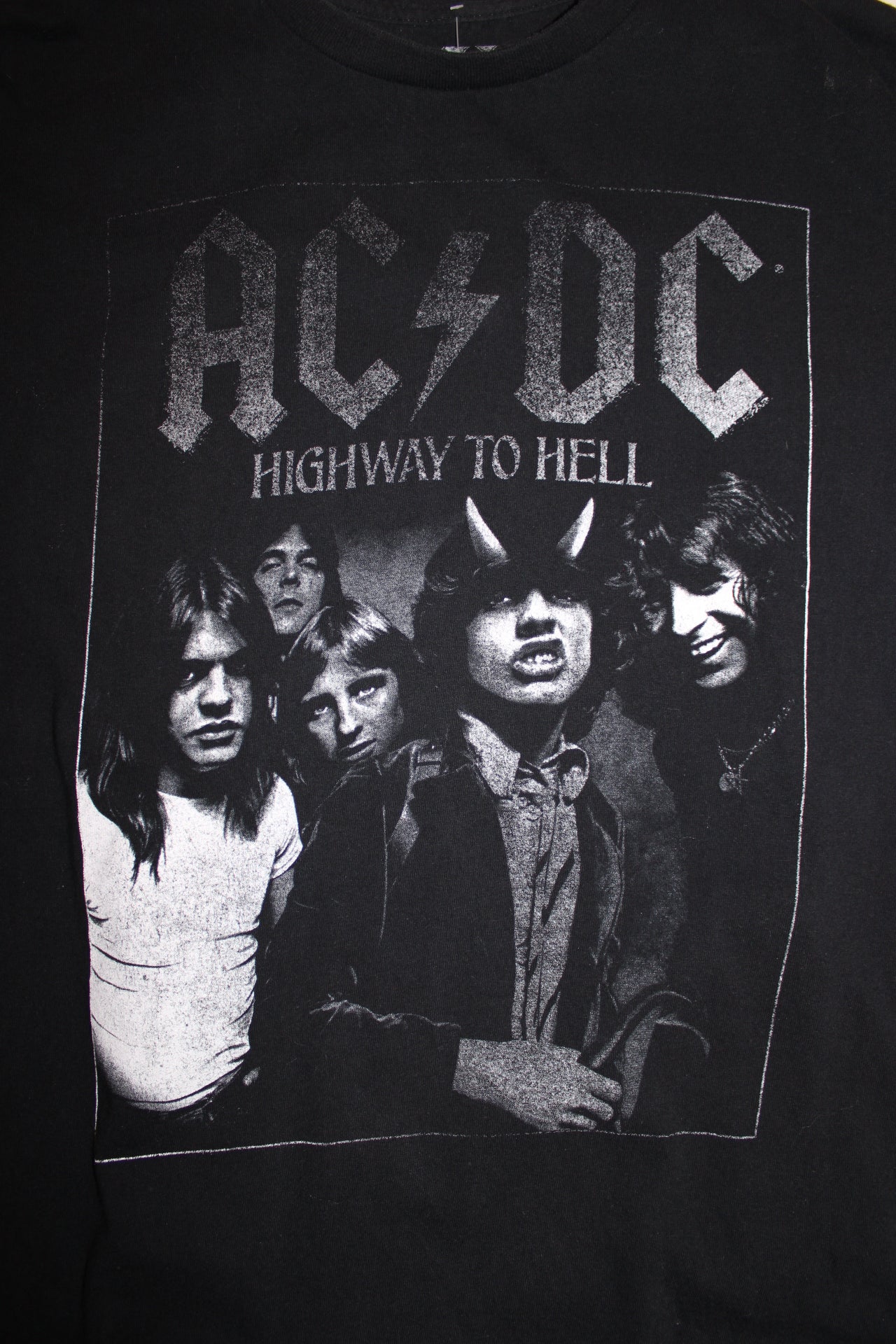 AC/DC T Shirt (Size L)