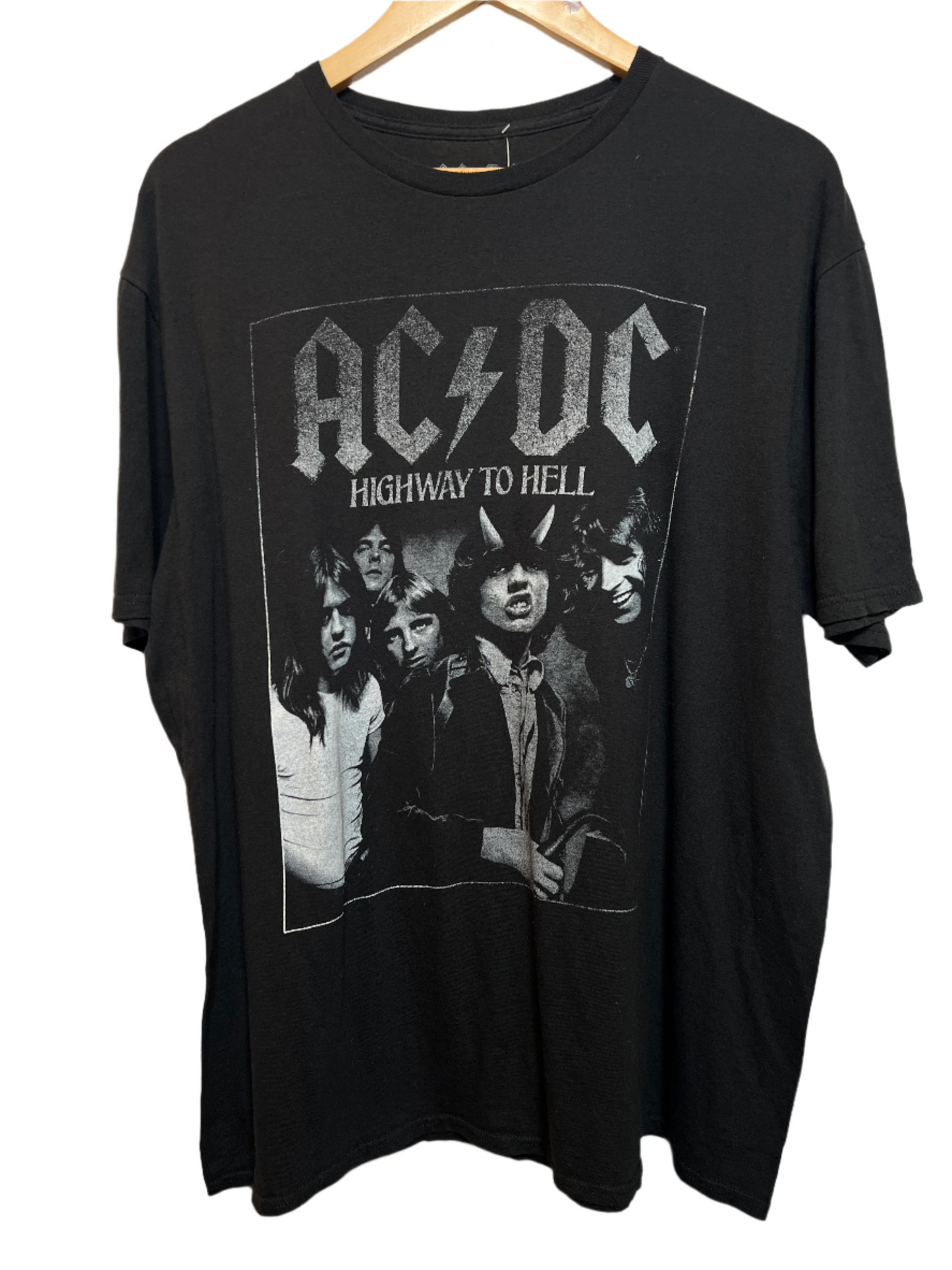 ACDC Mens Black T Shirt (Size XL)