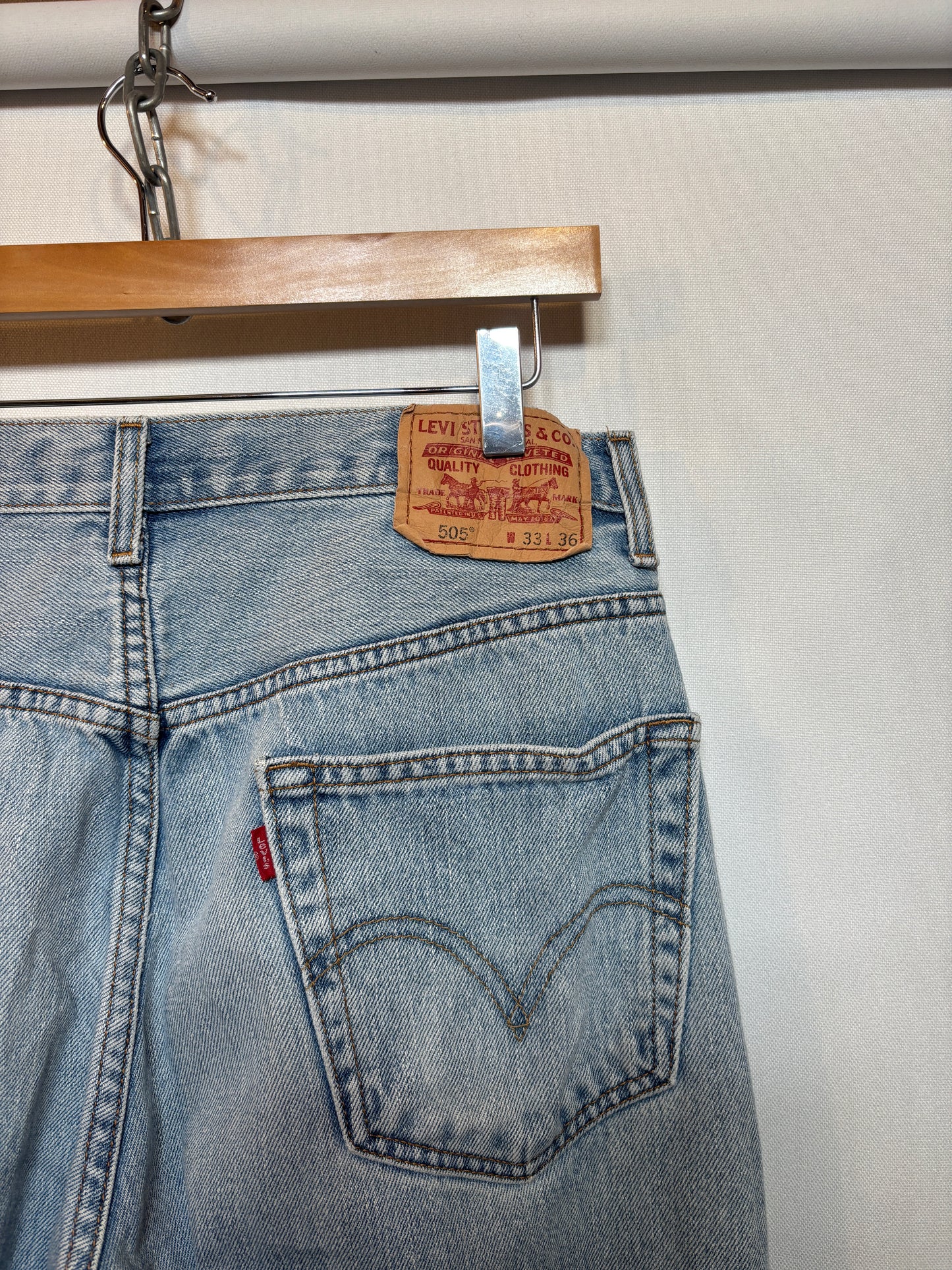 Levi 505 Jeans (33x36)