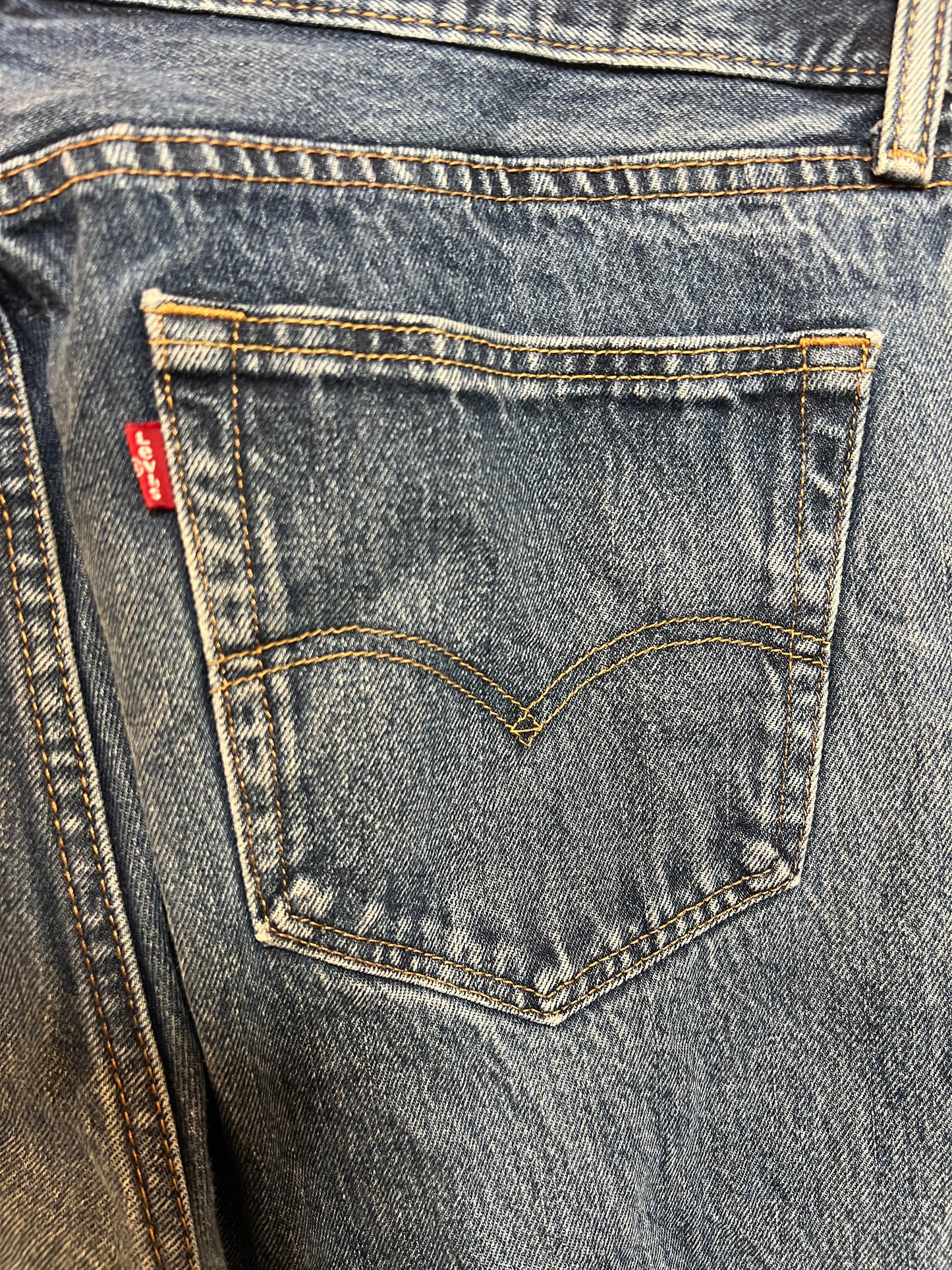 Levi Dark Blue Jeans (36x32)