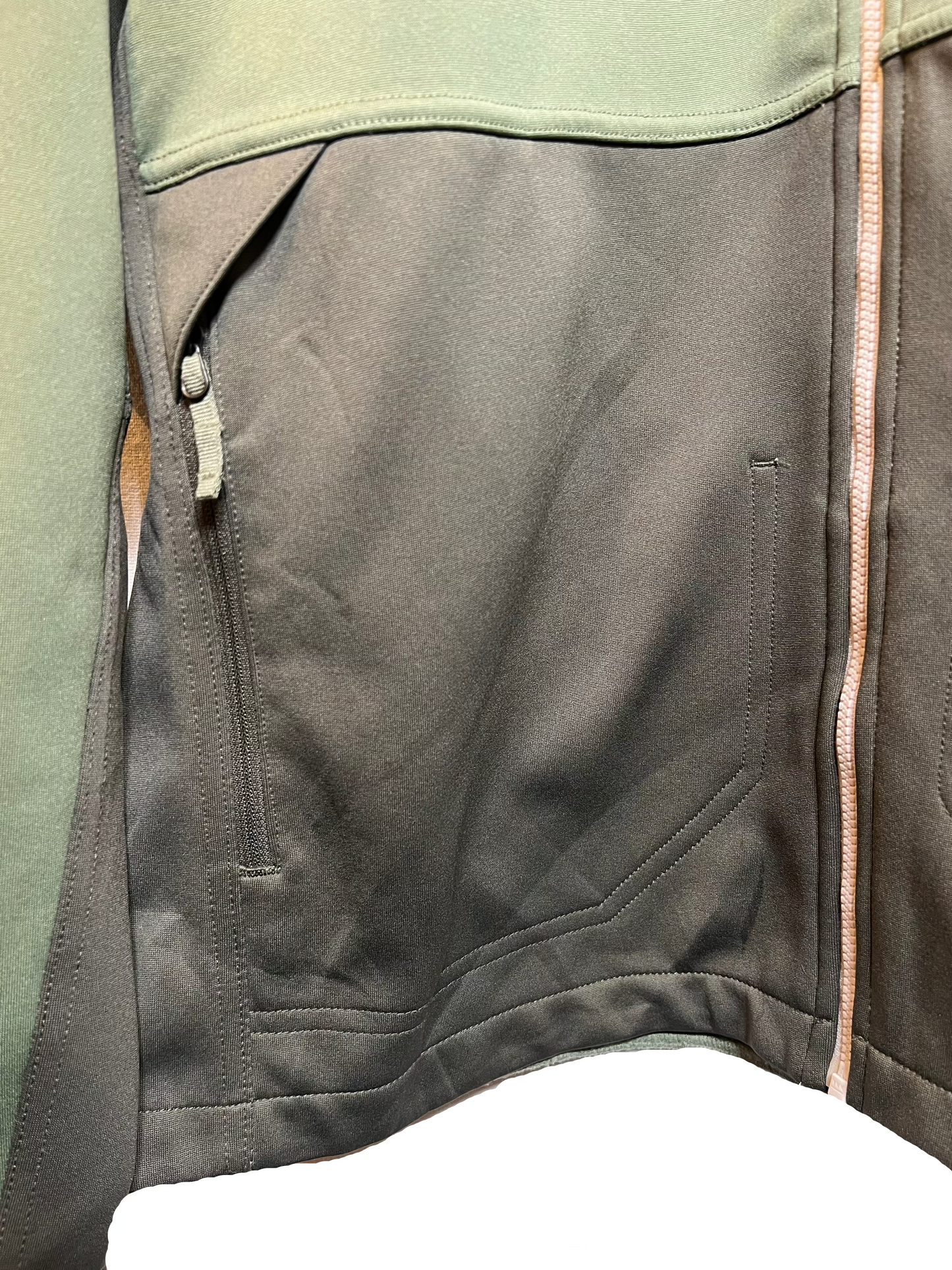 The North Face Mens Green Soft Shell Jacket (Size L)