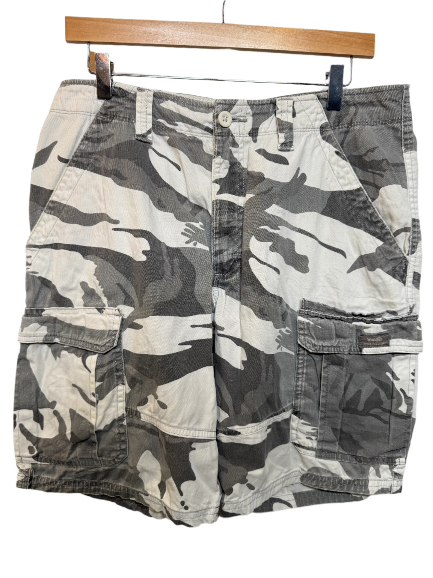 Wrangler Mens Arctic Camo Cargo Shorts (Size L)