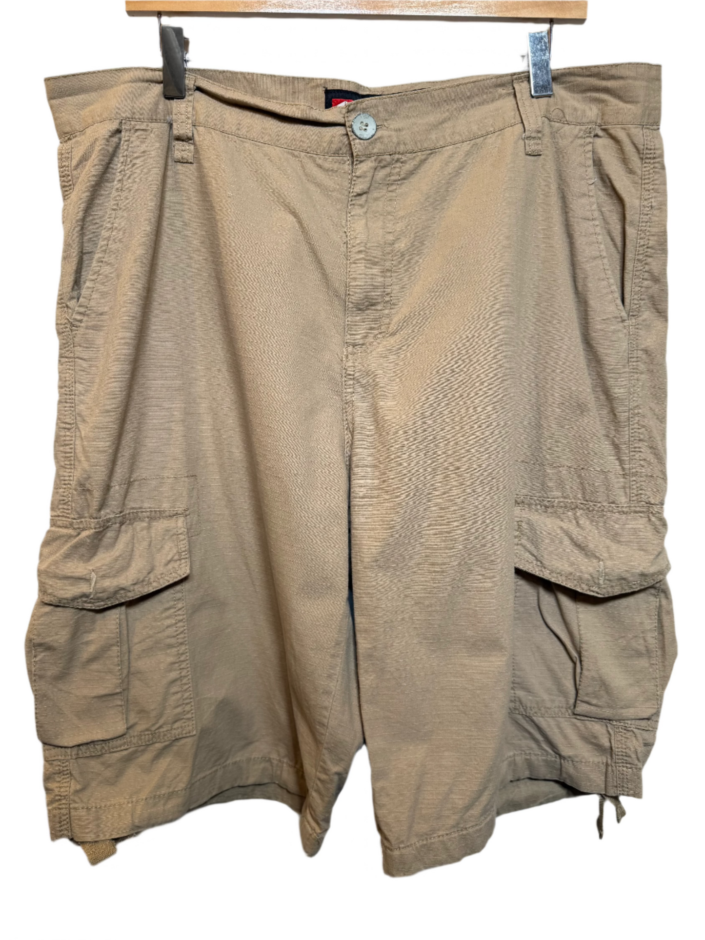 Southpole Mens Tan Cargo Shorts (Size XXL)