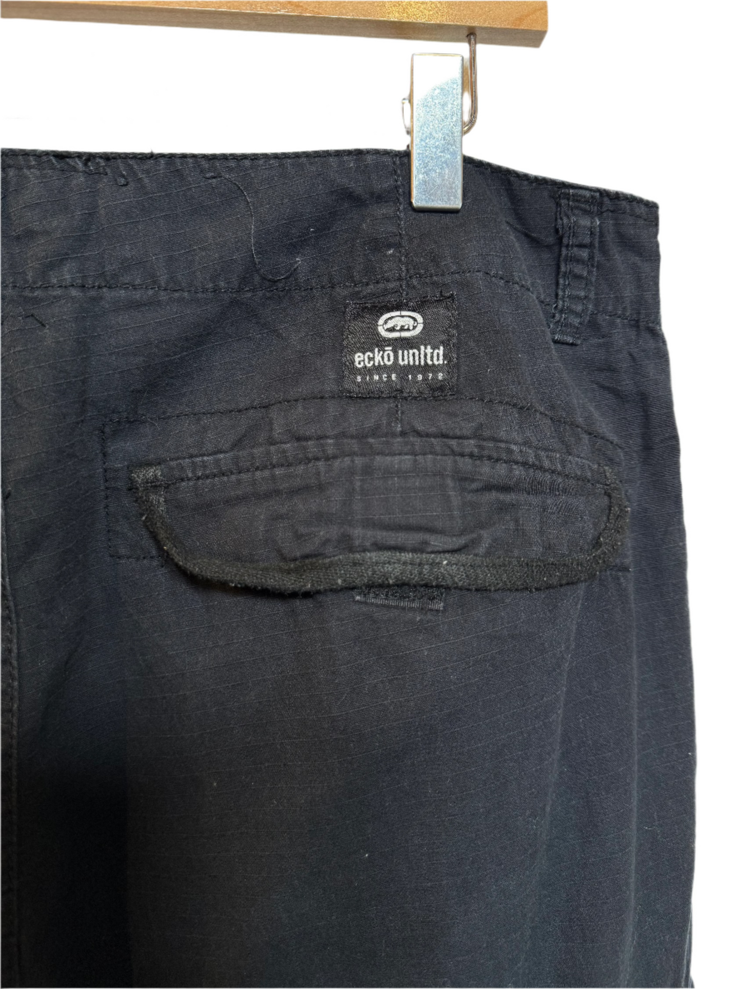Ecko unltd Mens Black Cargo Shorts (Size XXL)