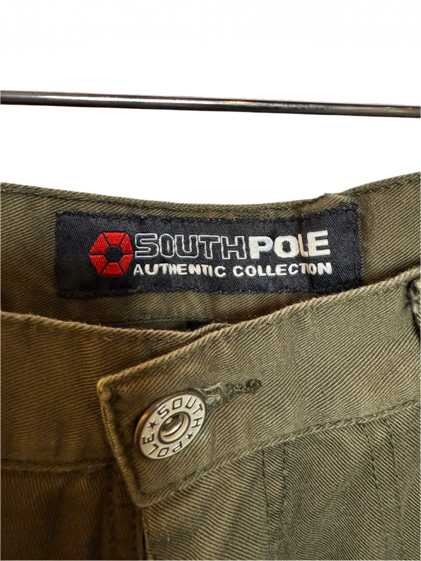 SouthPole Mens Green Cargo Shorts (Size L)