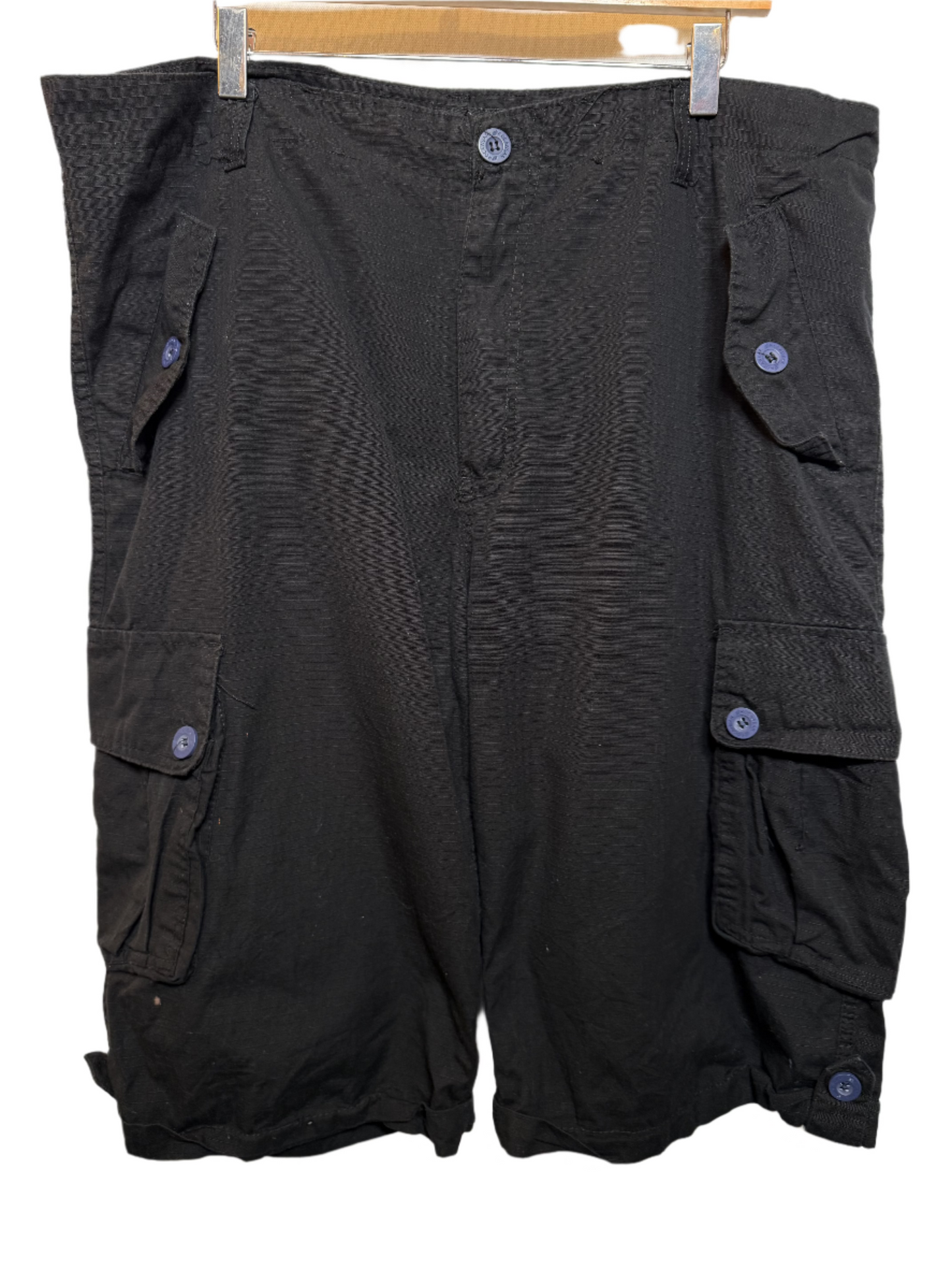 Rocawear Mens Black Cargo Shorts (Size XXL)
