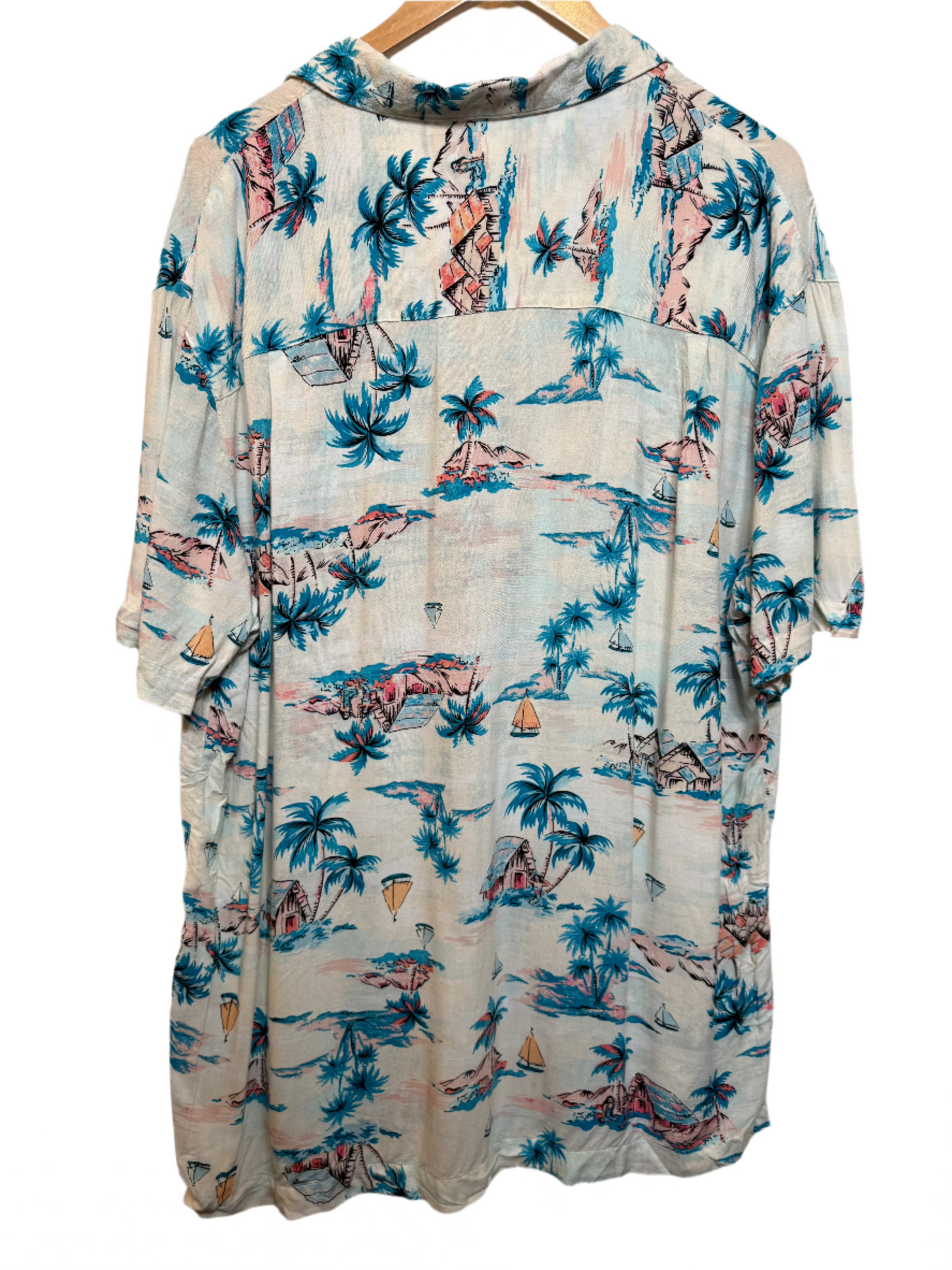 White Mens Hawaiin Shirt (Size L)