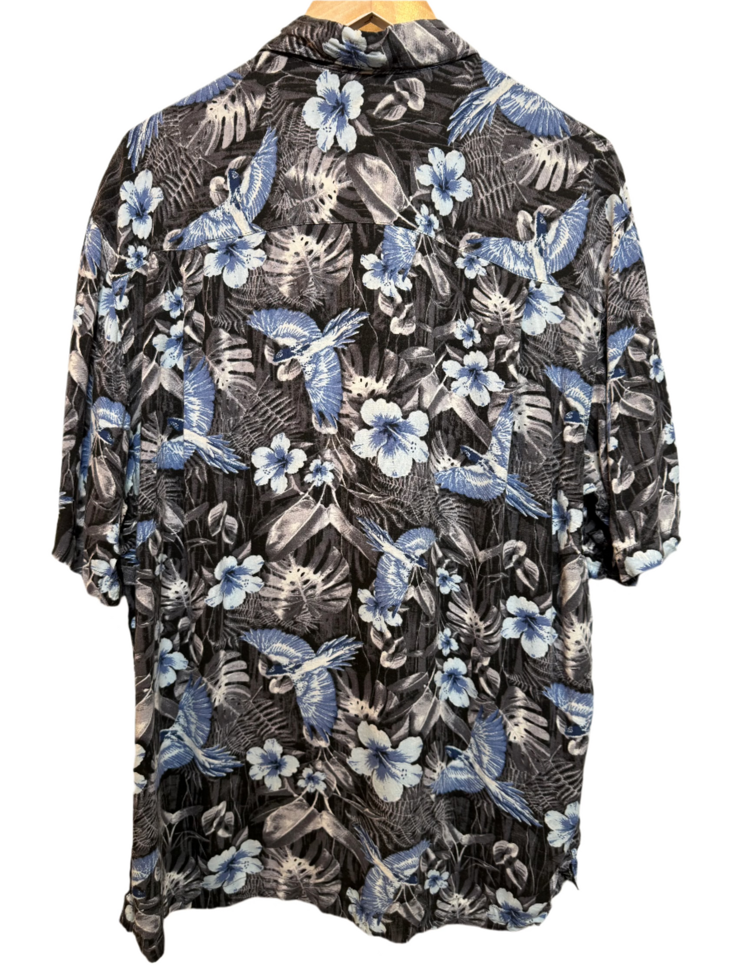 Floral Mens Blue Hawaiin Shirt (Size L)