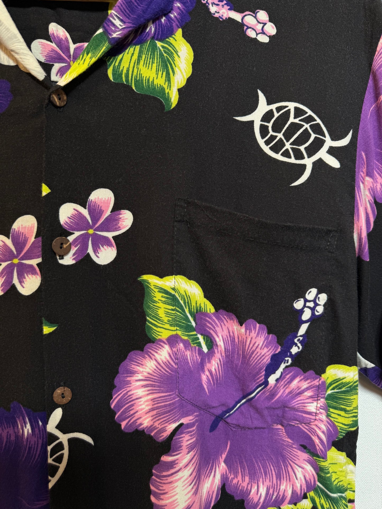 Black Floral Hawaiin Mens Shirt (Size S)