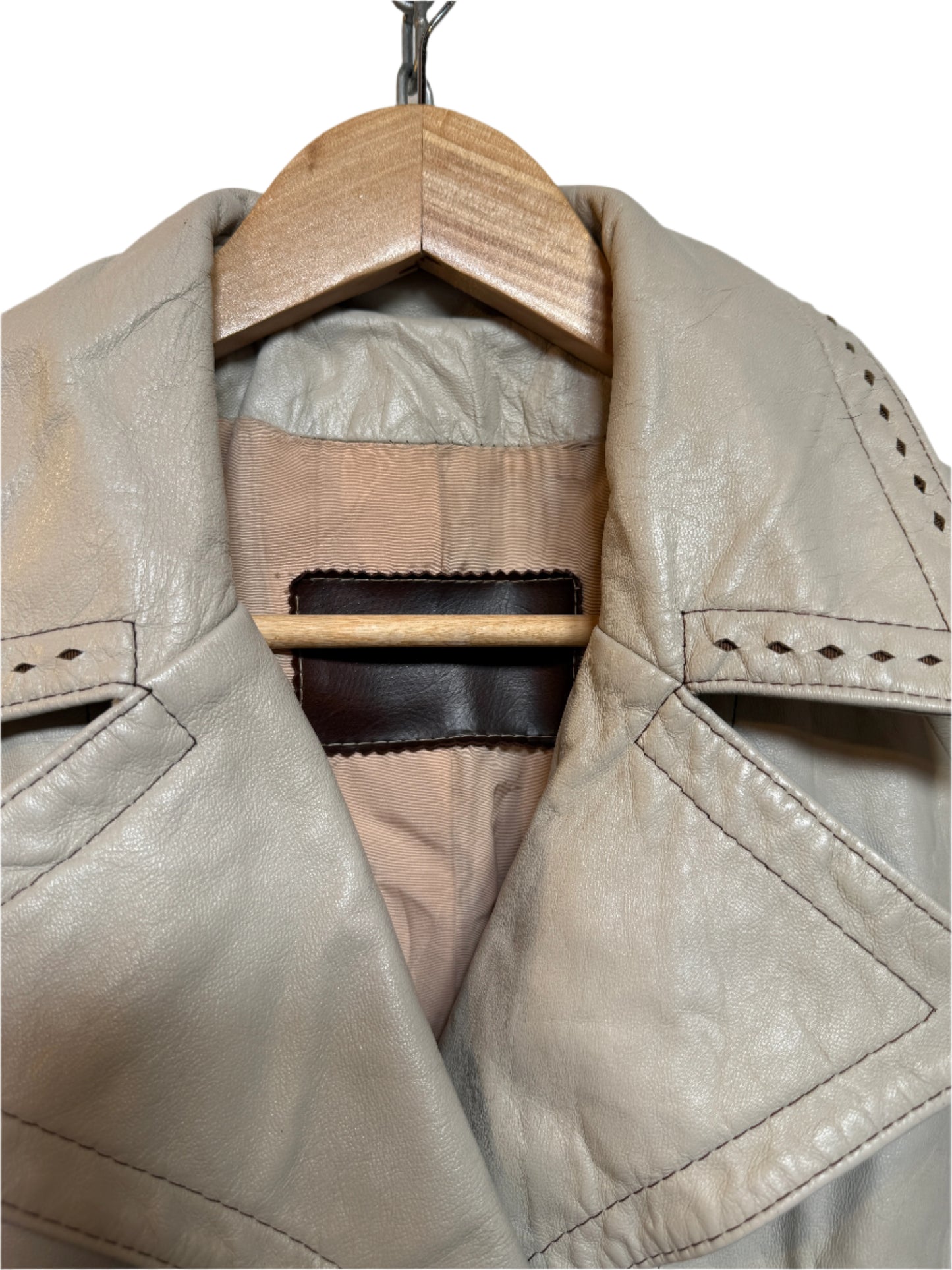 Leather Women's Trenchcoat (Size L)