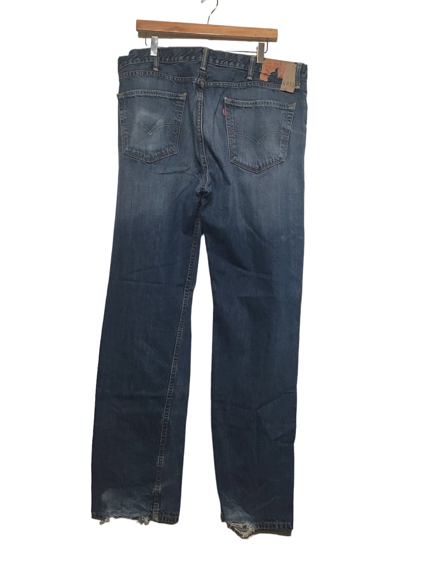 Levi Jeans (38x34)