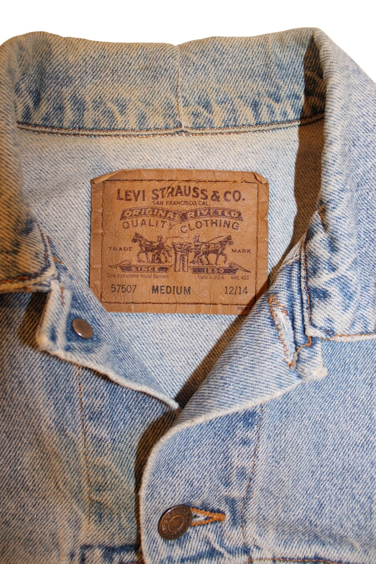 Levi Denim Jacket (Size M)