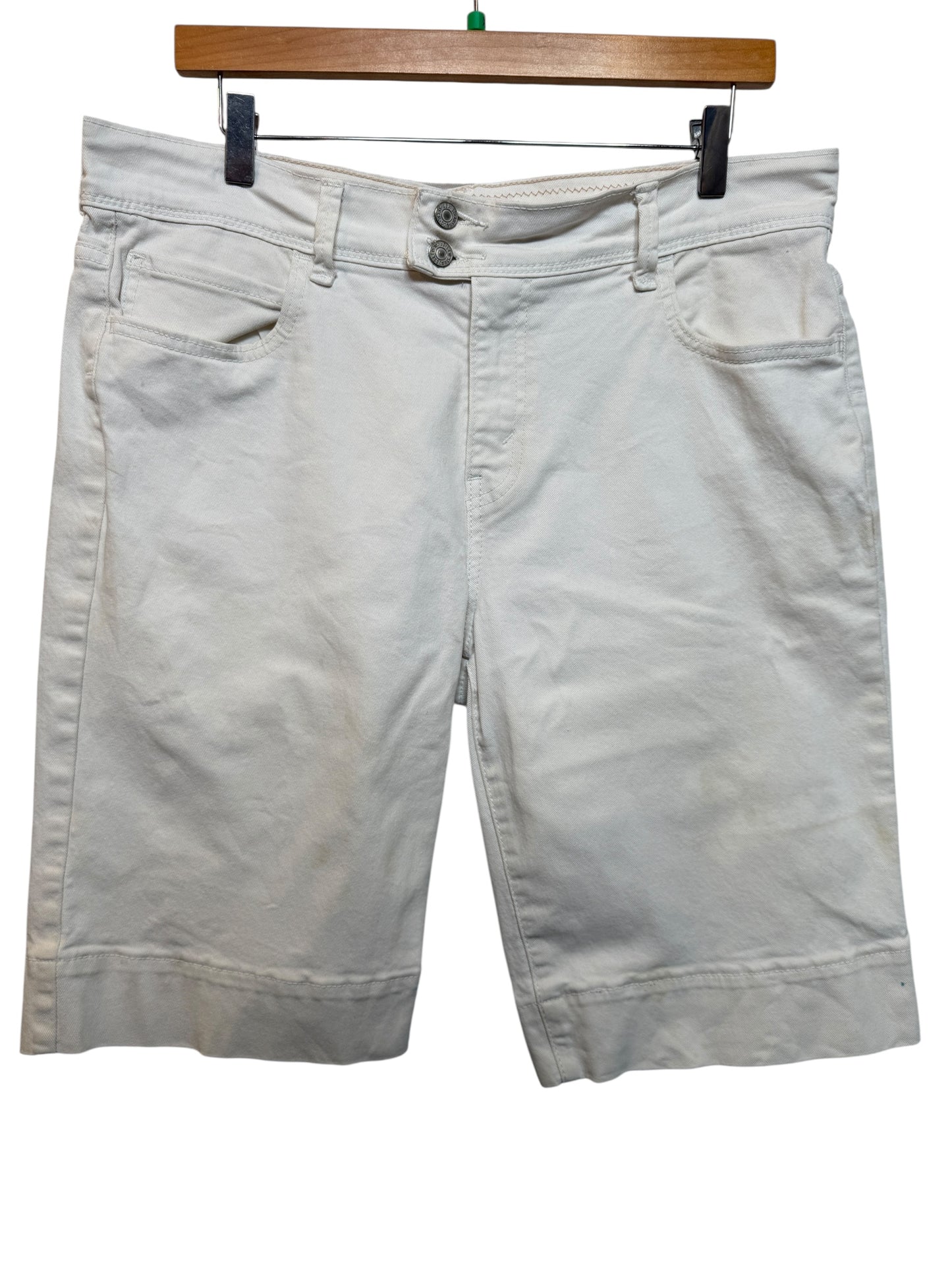 Levi 515 White Denim Shorts (Size XL)