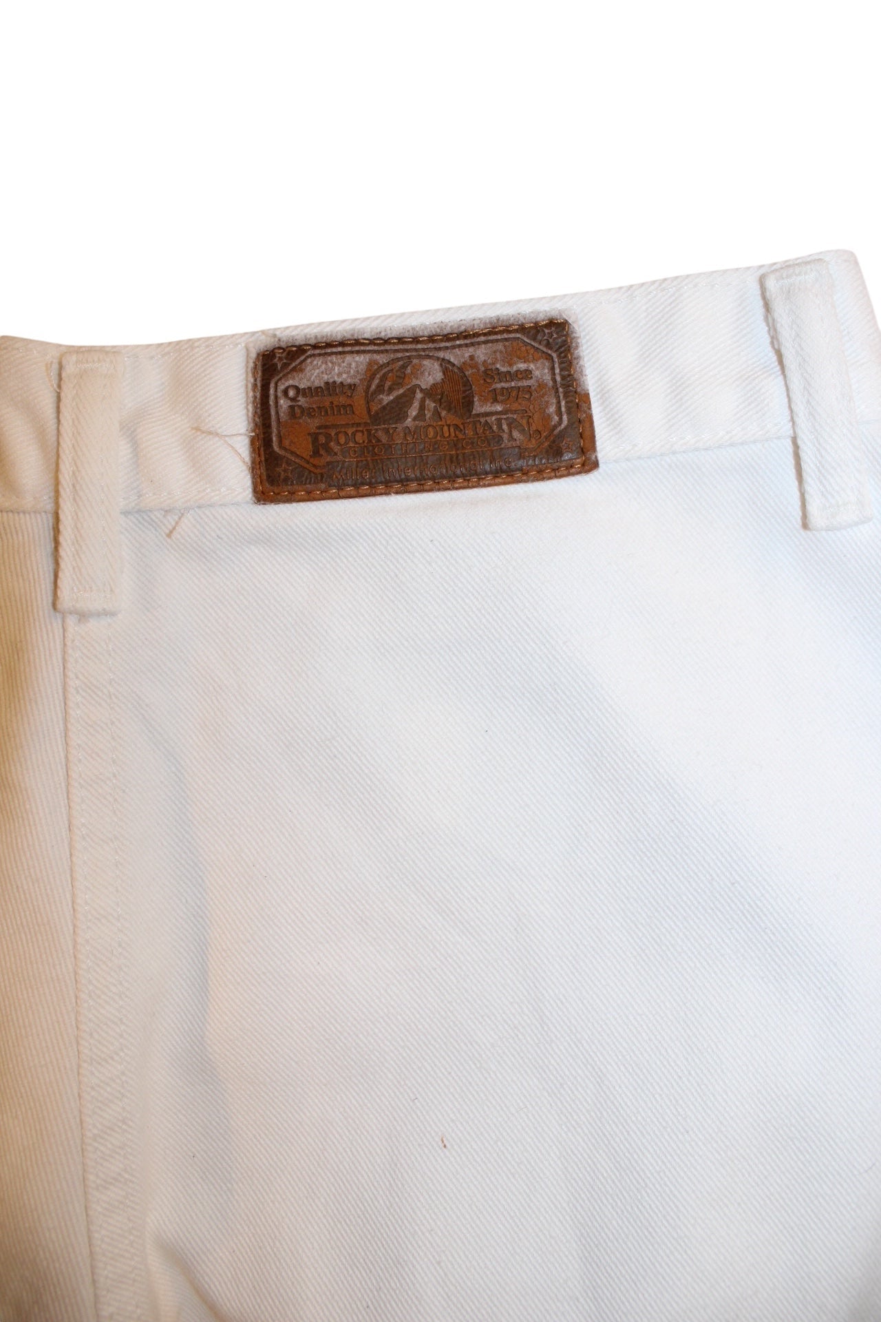 Rockies White Jeans (28x31)