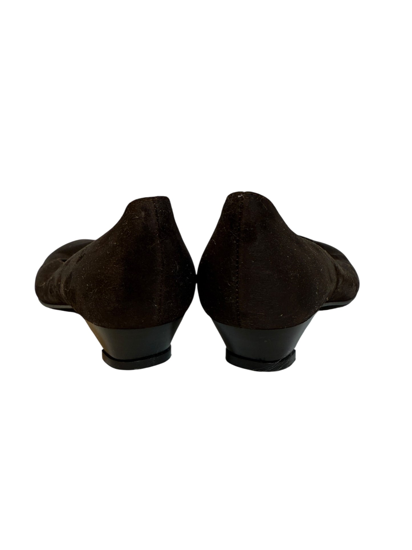 Nacho Rivera Brown Suede Pumps (Size 5)