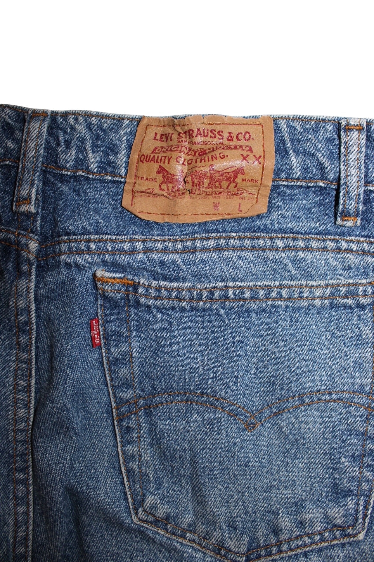 Levi Blue Jeans (35x32)
