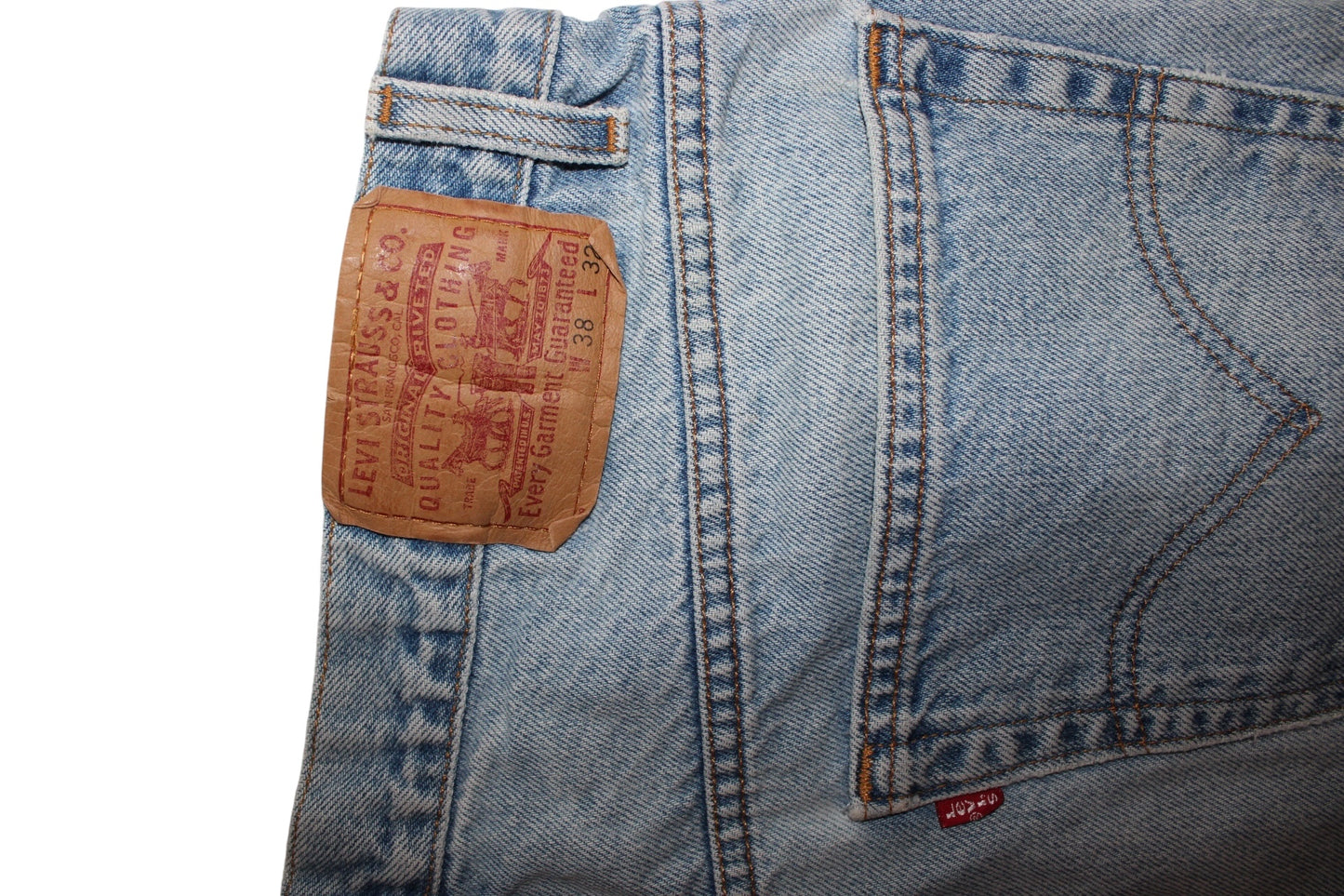 Levi Light Blue Jeans (38x32)