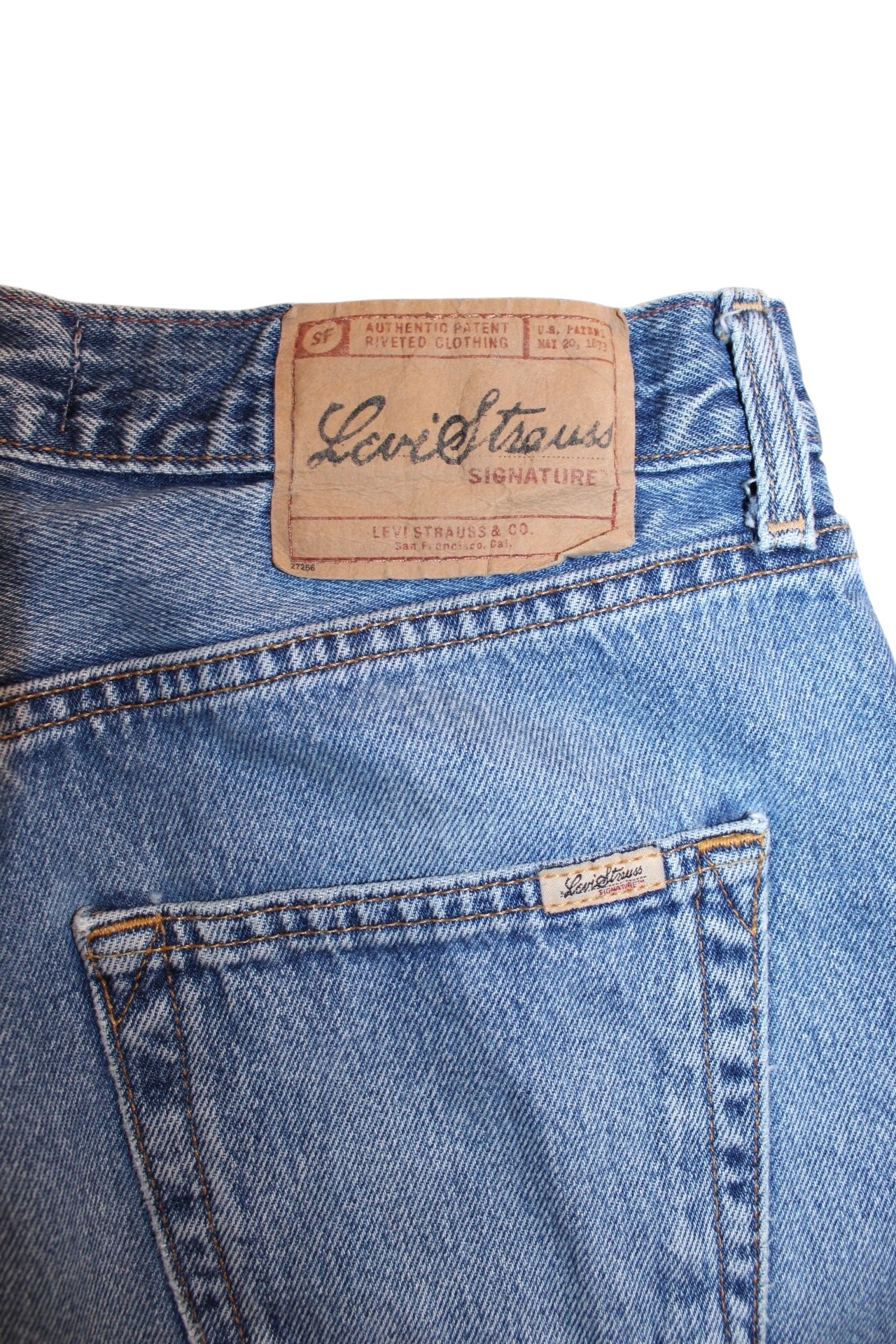 Levi Relaxed Straight Leg Jeans (32x28)