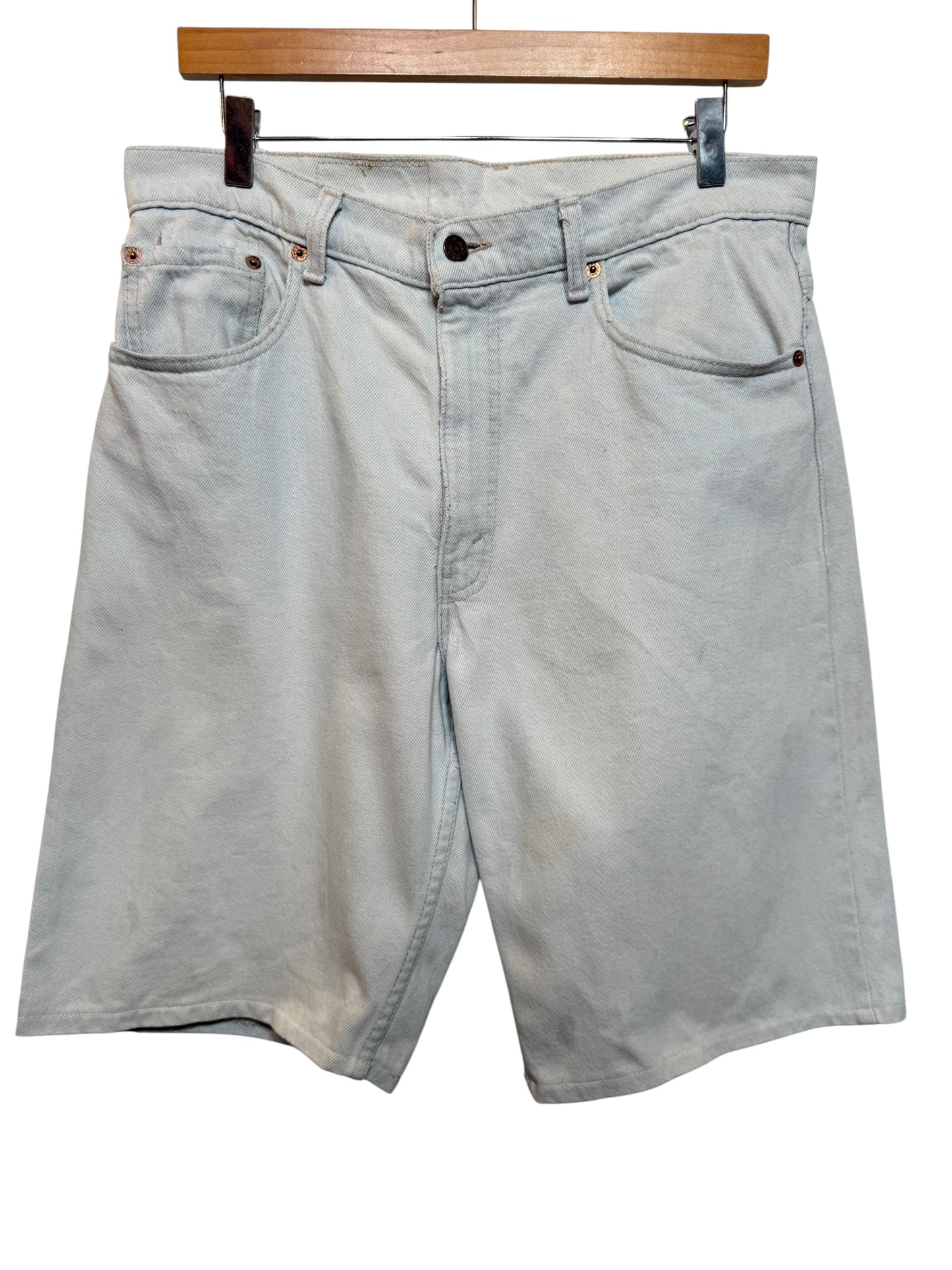 Levi 550 White Denim Shorts (Size L)