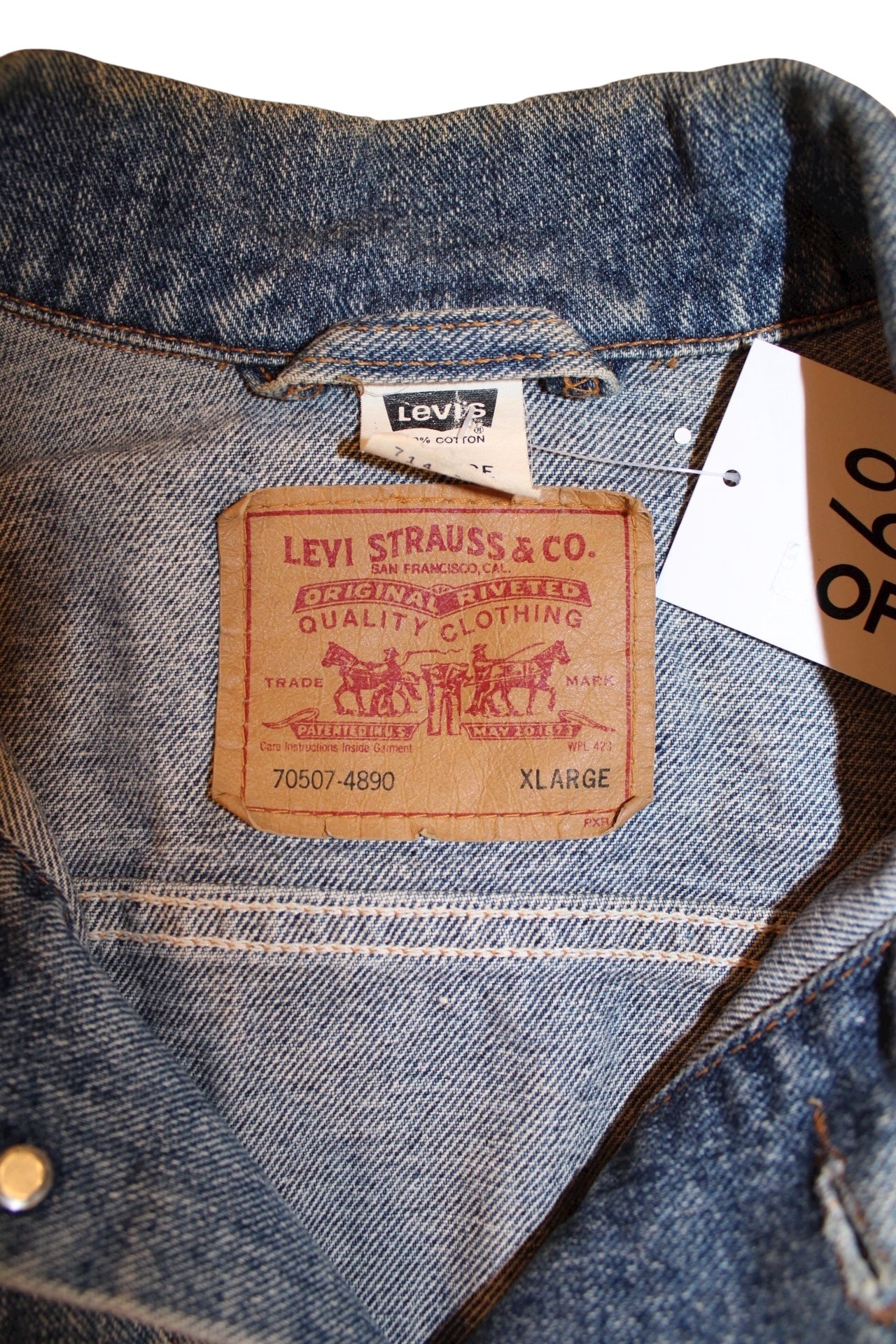 Levi Mens Denim Jacket (Size XL)