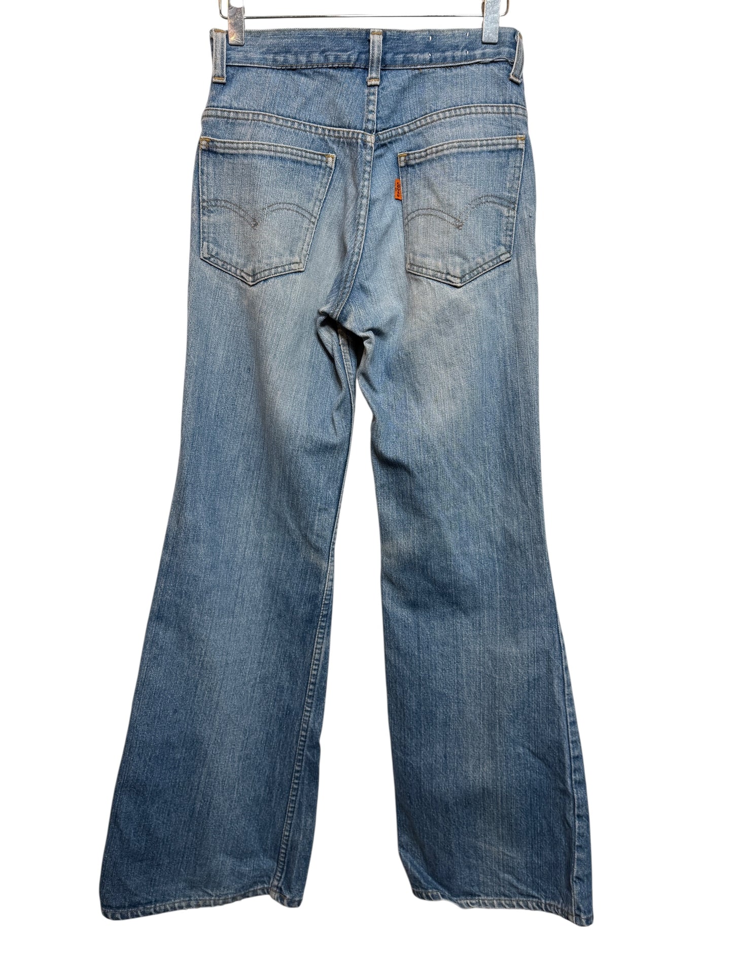 Levi Semi Flared Blue Jeans (28x32)