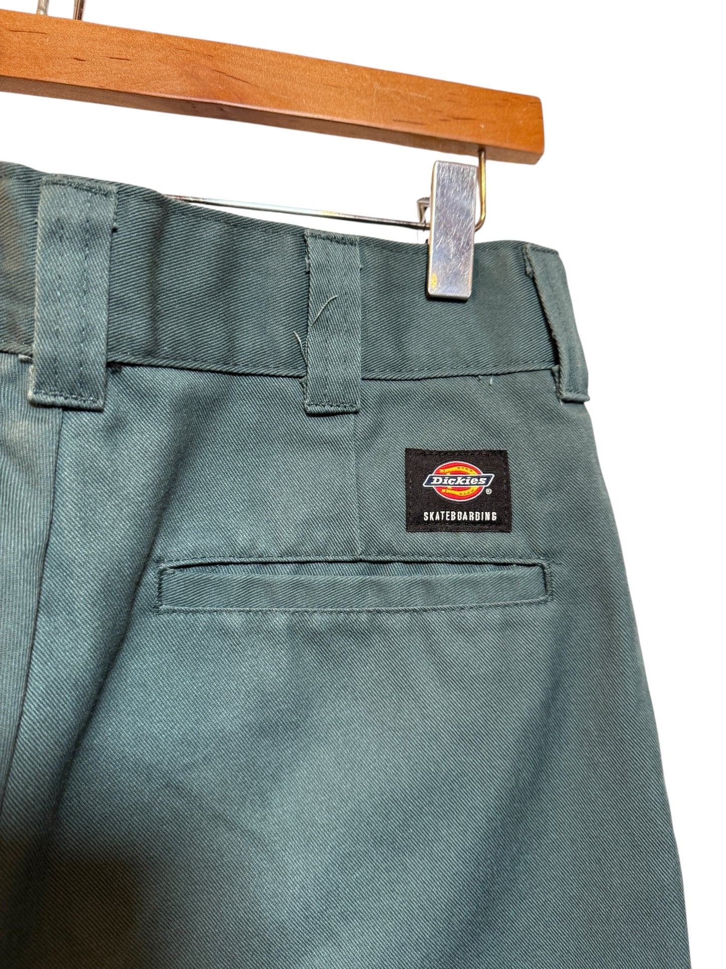 Dickies Skateboard Mens Green Trousers (30x30)