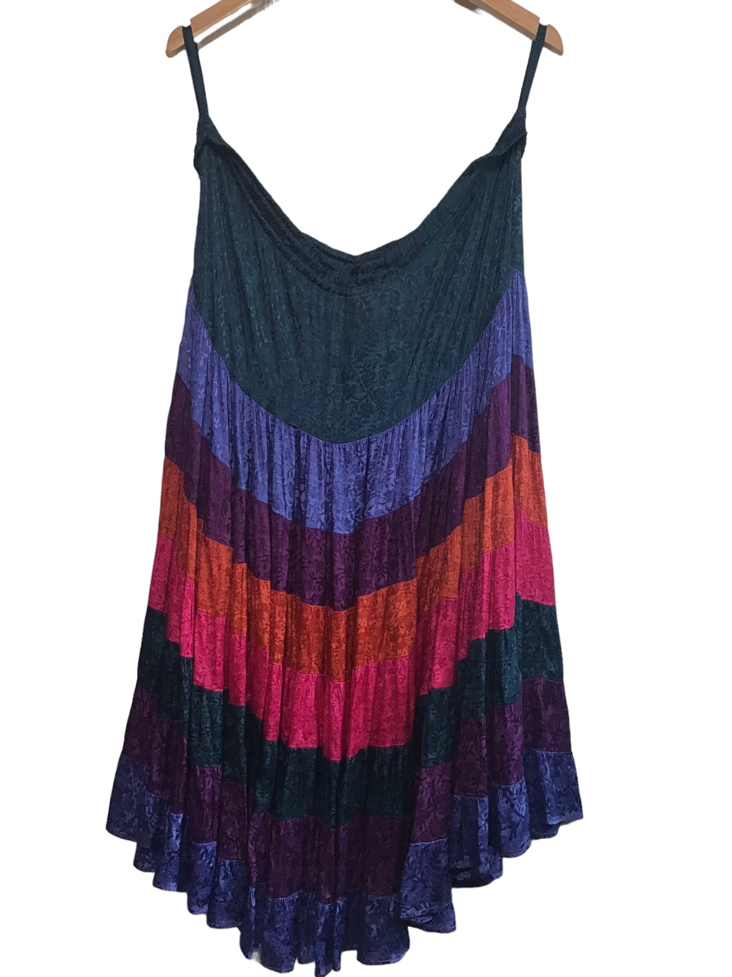 Women’s tiered skirt (Size L)