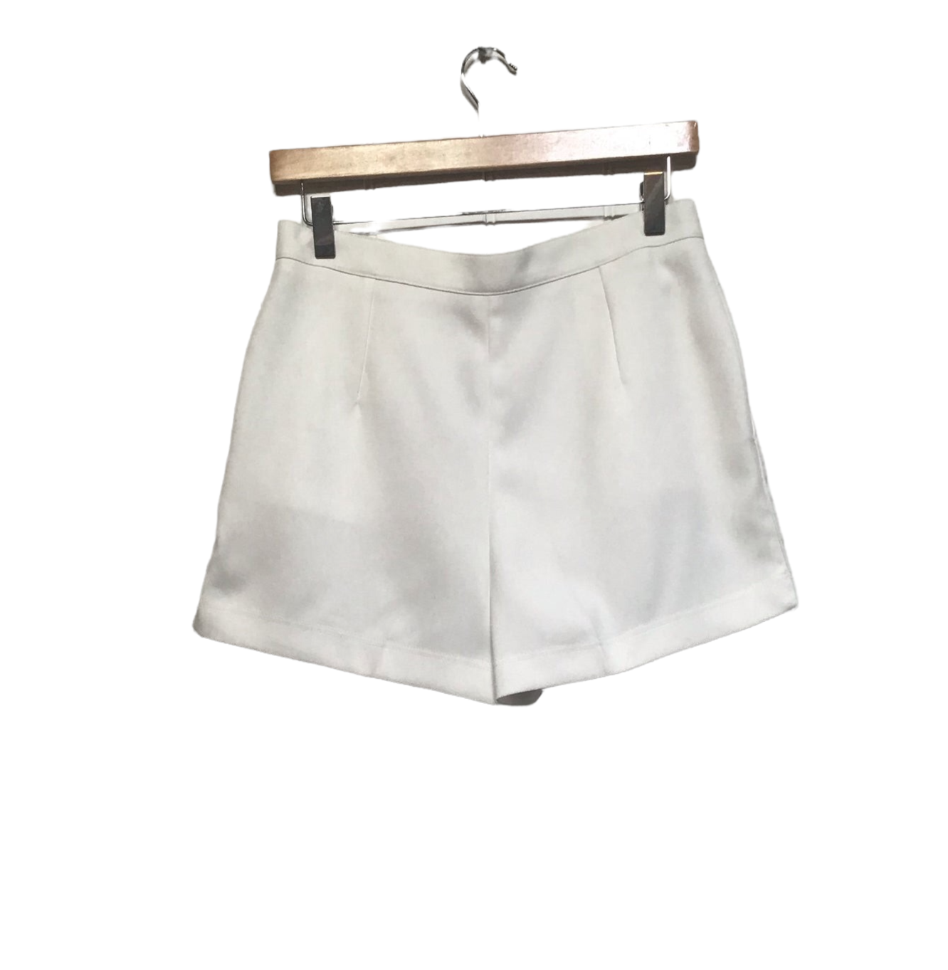 Ellesse White Women’s Tennis Shorts (Size M)