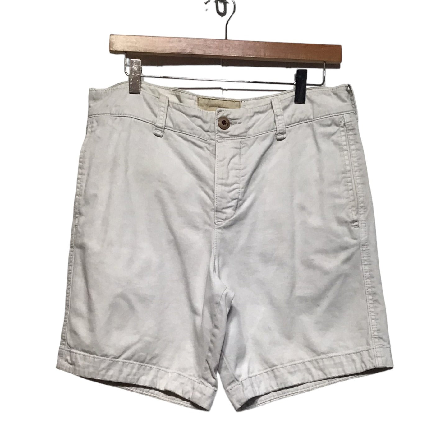Hollister Chino Shorts (W31”) – Loft 68 Vintage