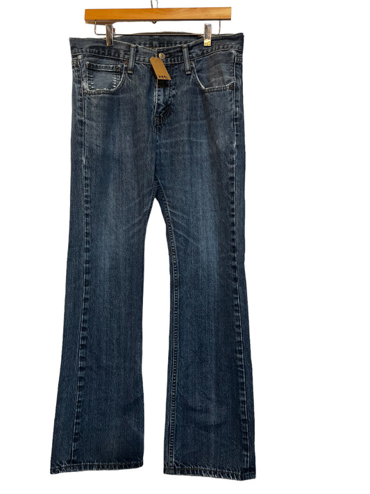 Levi Jeans Size (33x32)
