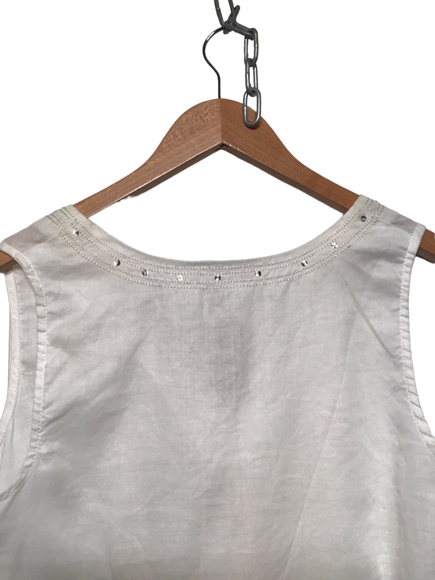 B.Young Sleeveless Top (Size L)
