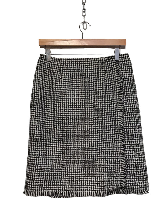 Valditevere Checked Skirt (Size L)