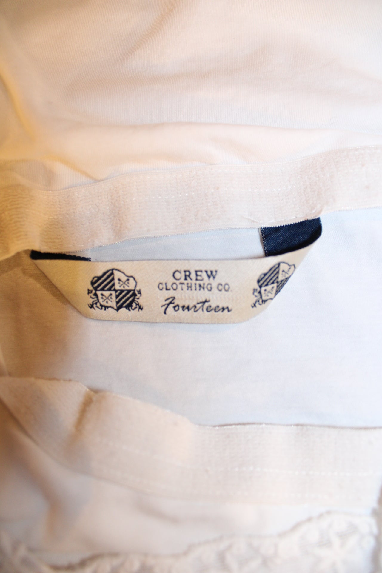 Crew Women's Lace Top (Size XL)