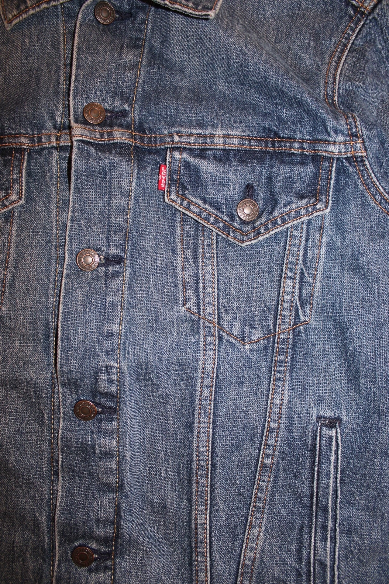 Levi Denim Jacket (Size M)