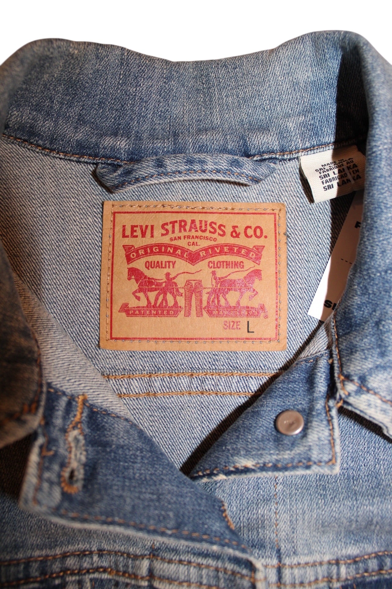 Levi Denim Jacket (Size M)